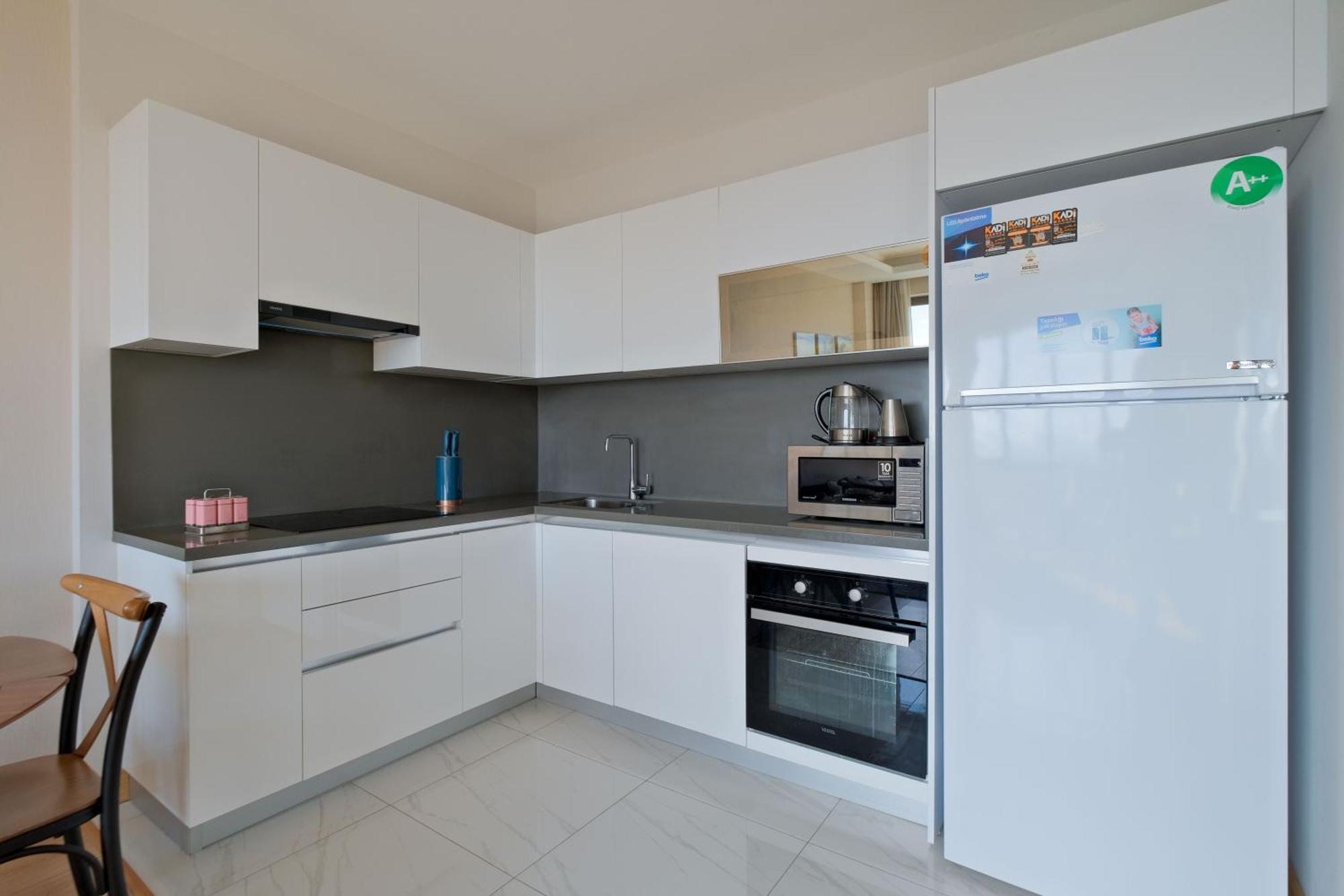 Apartment Grand By Newinn