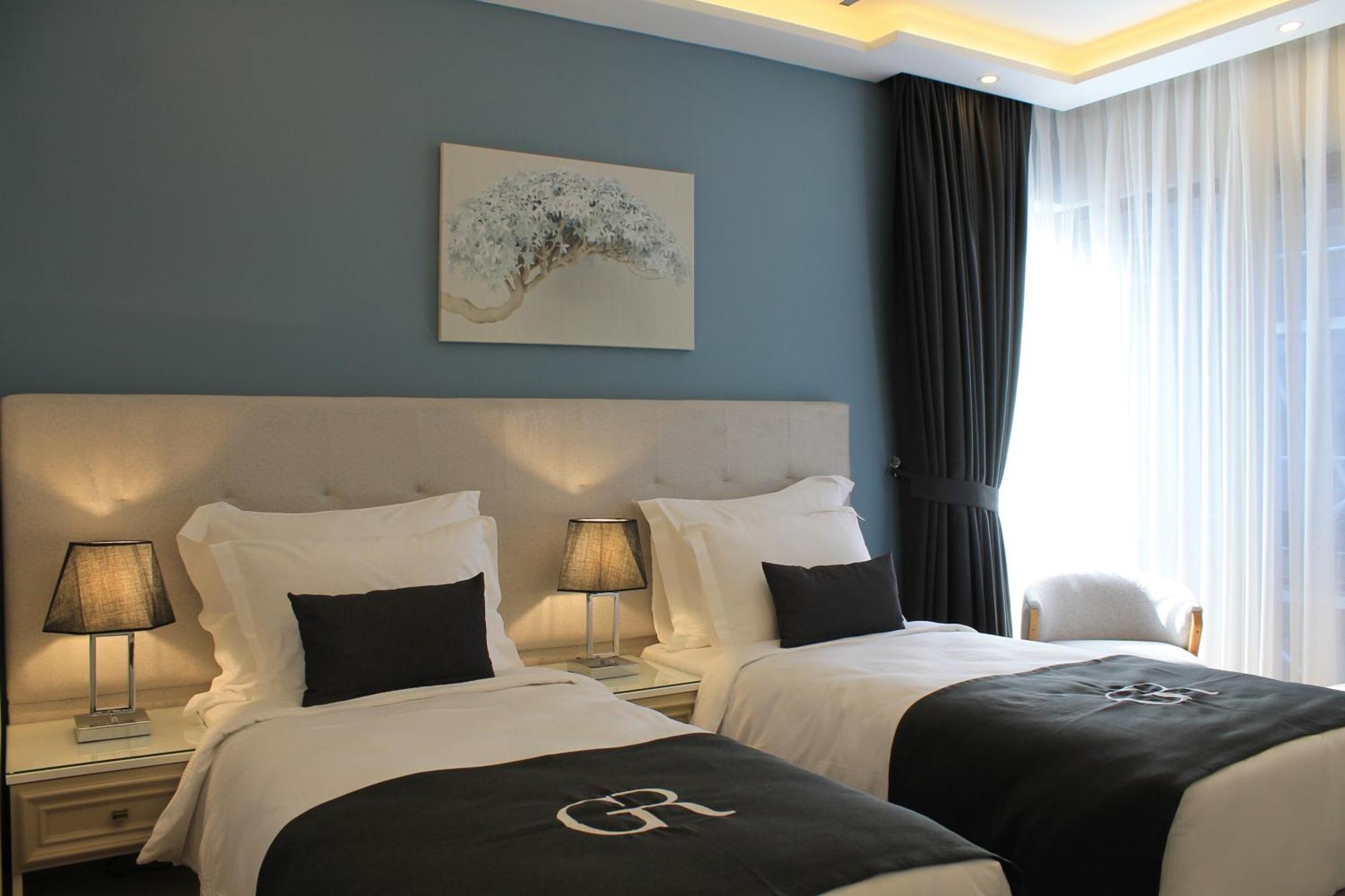 Garlon Hotel