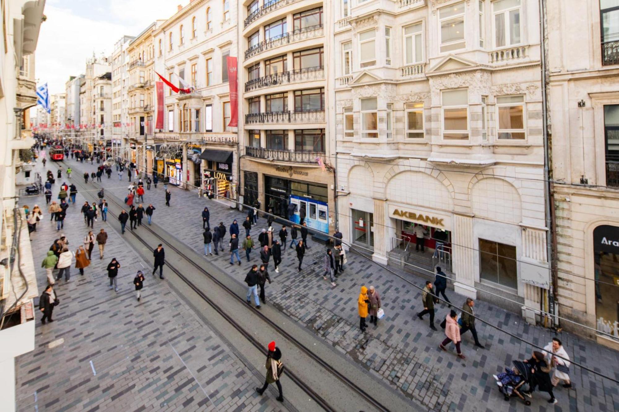 Lab Taksim * Istanbul