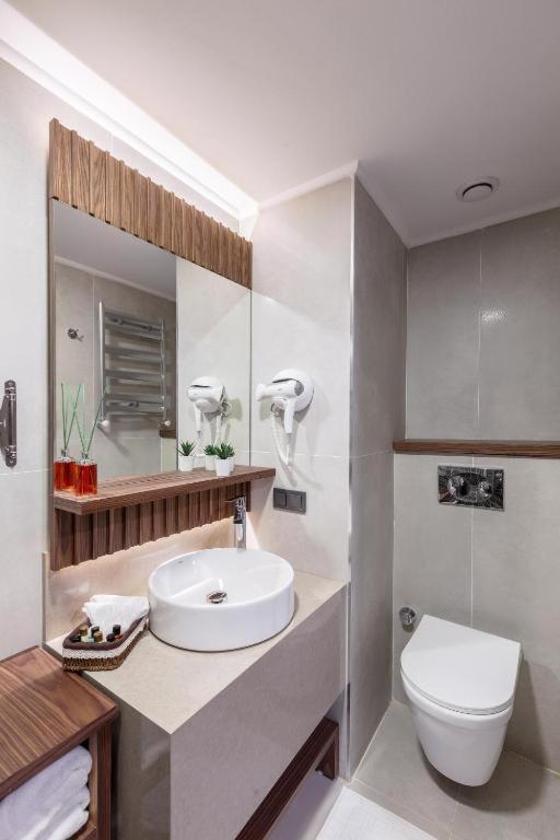 Sherry Galataport Apartment