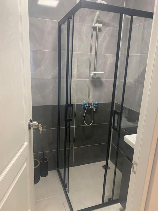 Apartment In A Digital Nomad House 102