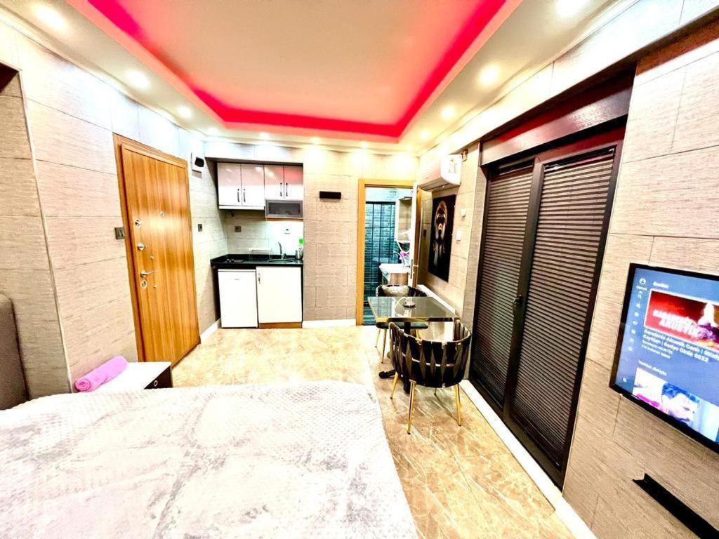 Levent Palace