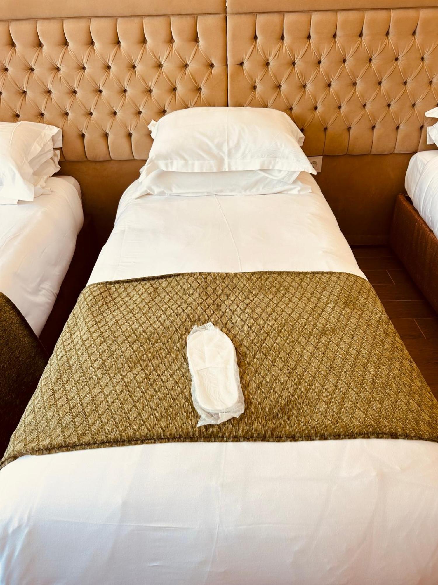 Hotel Lily *