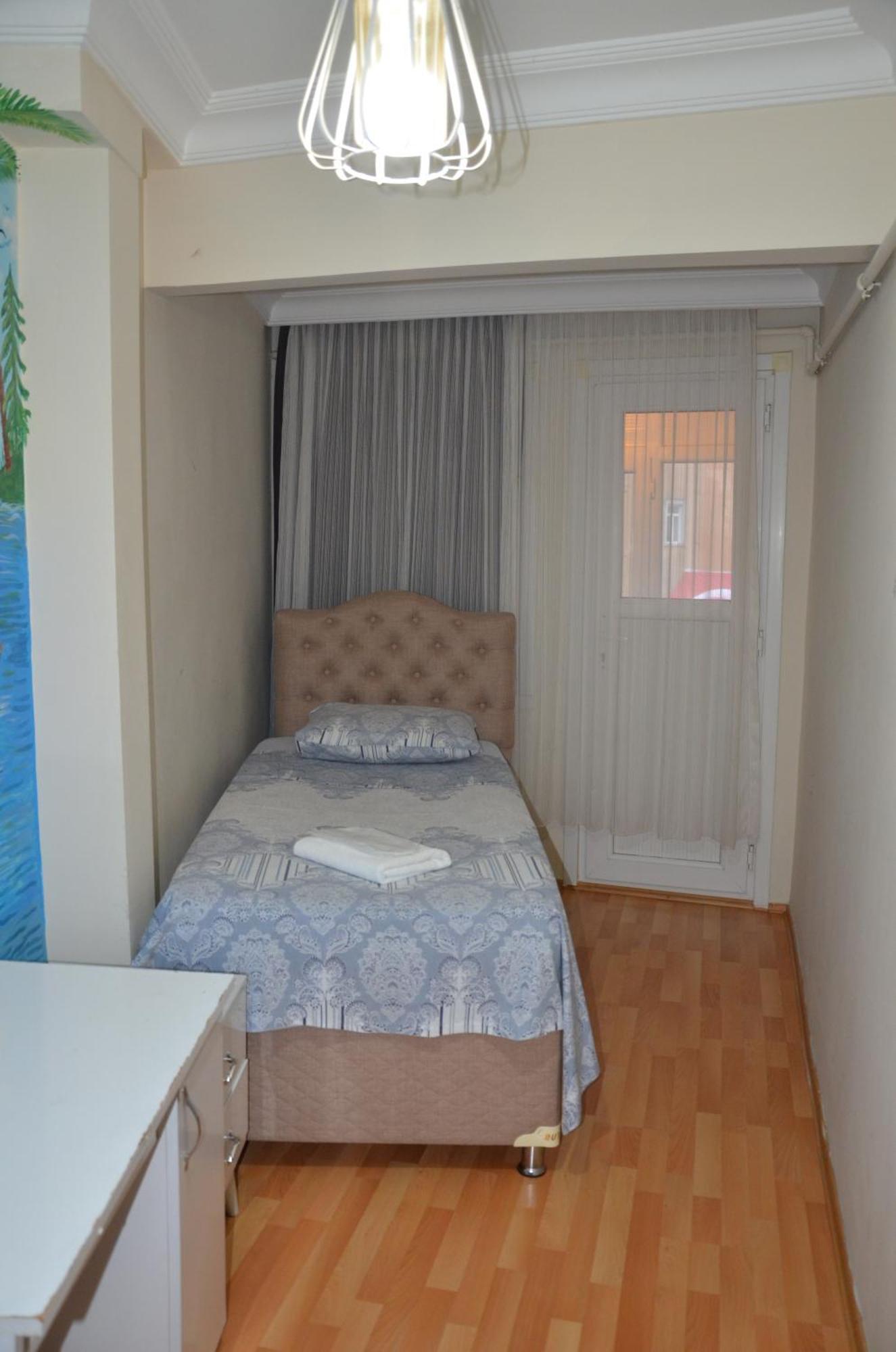 Isil Aparthotel *