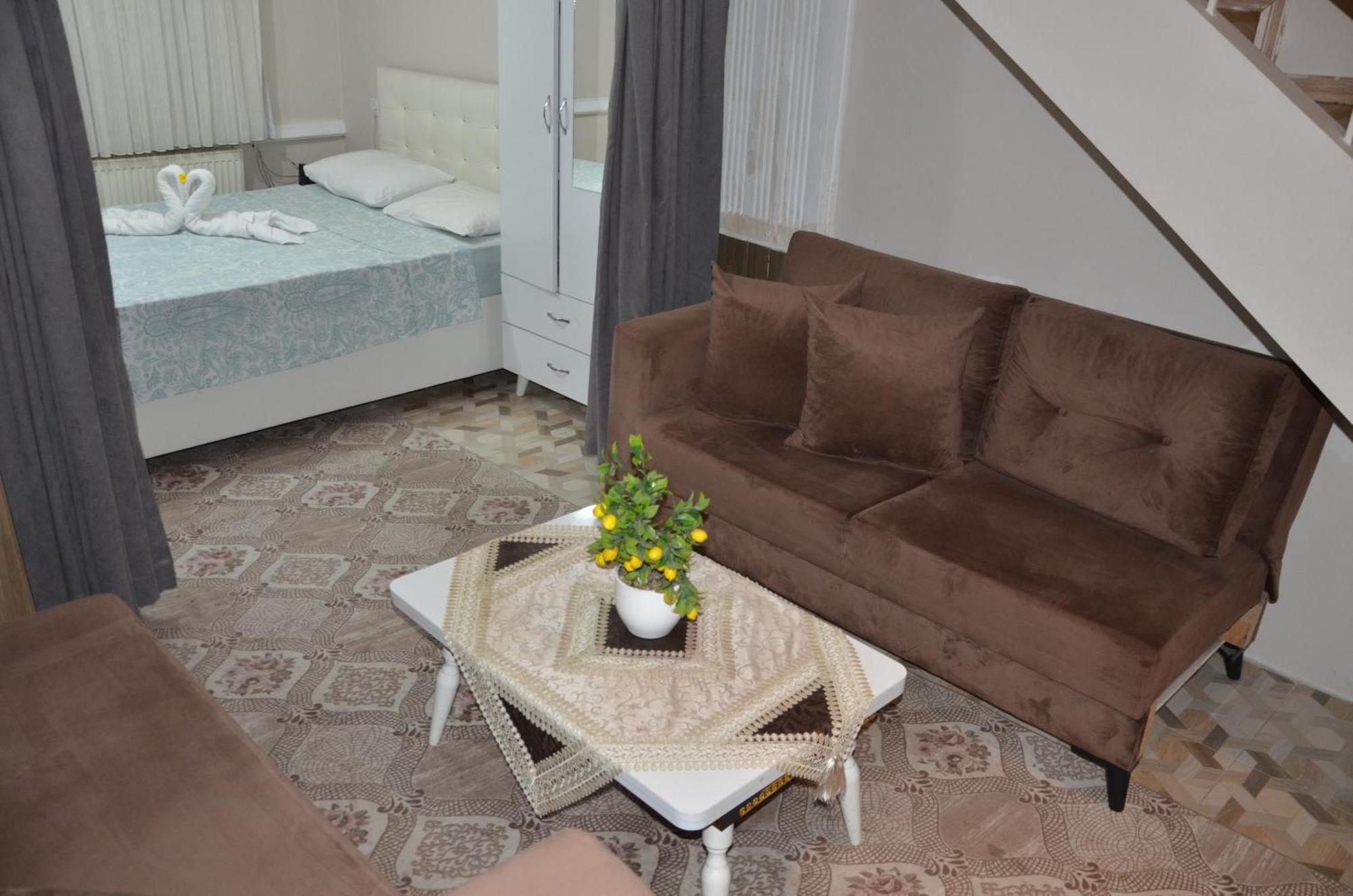 Isil Aparthotel *