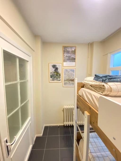 Comfy - Spacious Flat On The Kadikoey Seaside Istanbul
