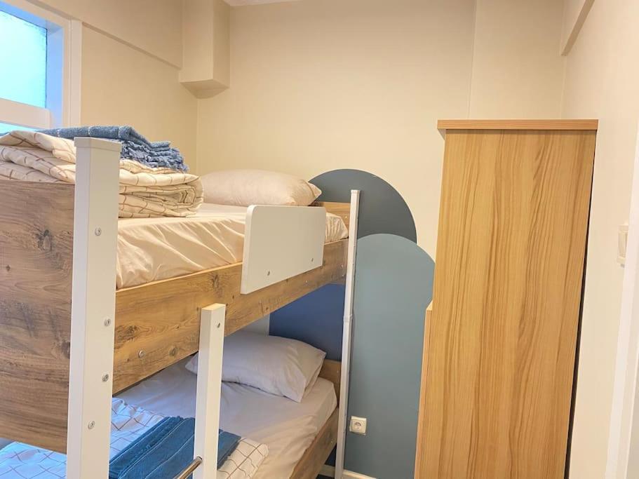 Comfy - Spacious Flat On The Kadikoey Seaside