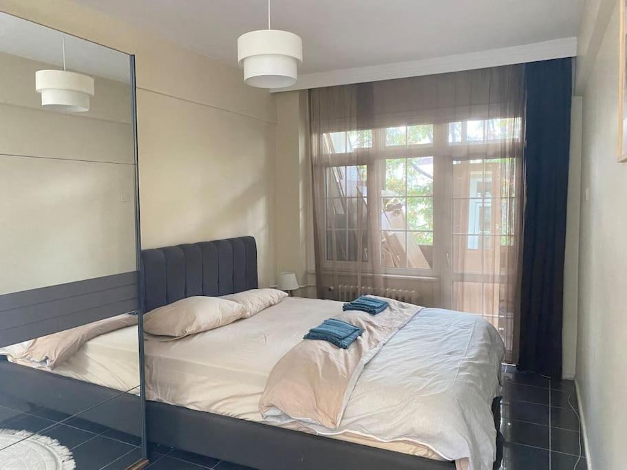 Comfy - Spacious Flat On The Kadikoey Seaside Istanbul