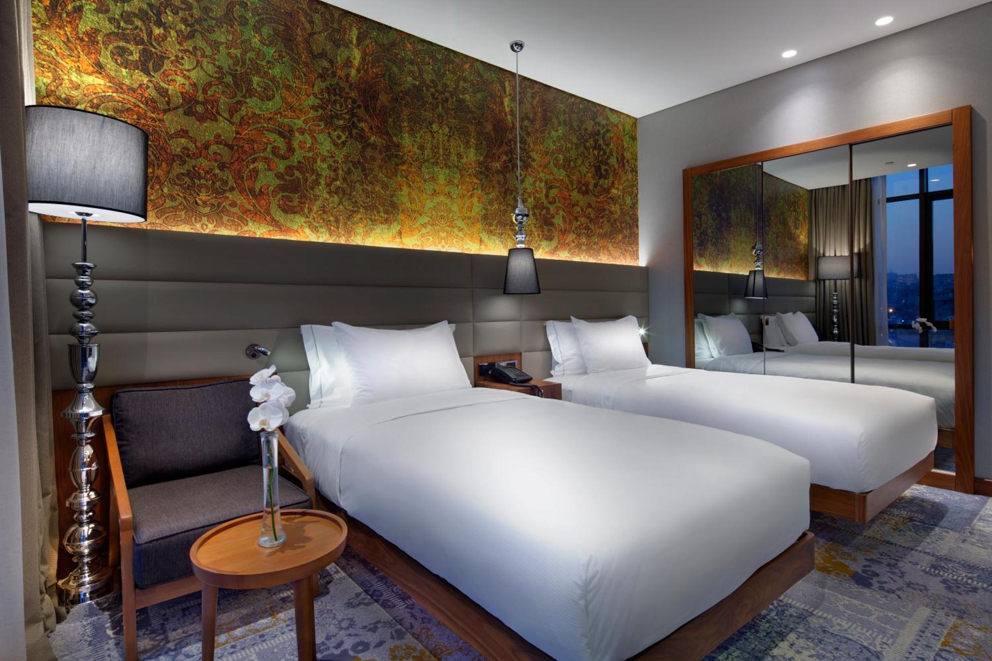 Doubletree By Hilton - Piyalepasa 5* Istanbul