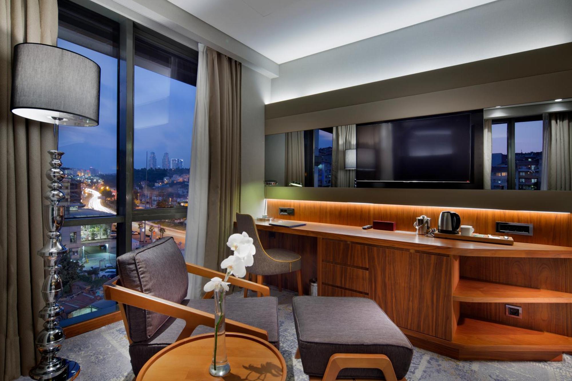 Hotel Doubletree By Hilton - Piyalepasa