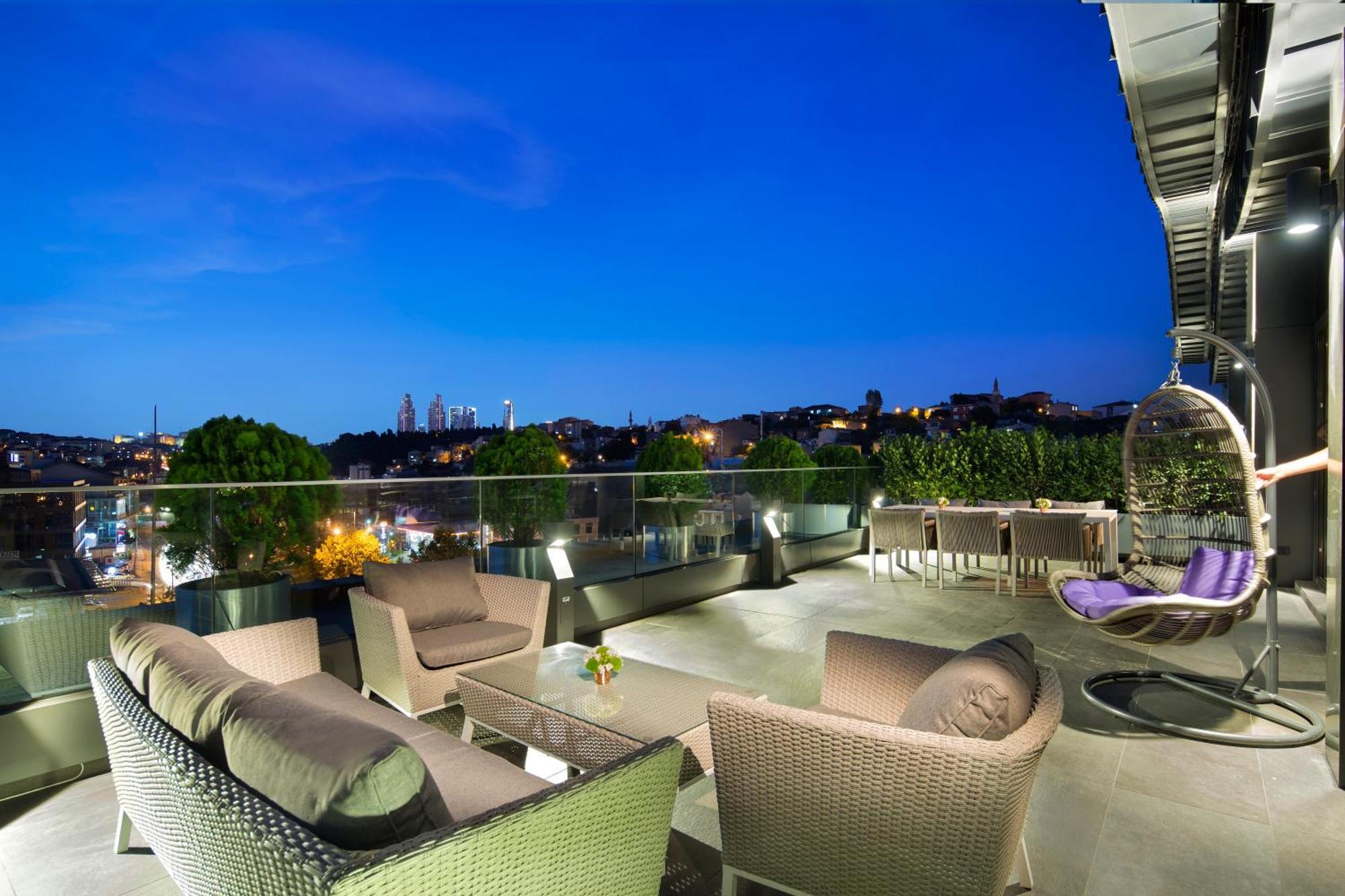 Doubletree By Hilton - Piyalepasa Hotel Istanbul