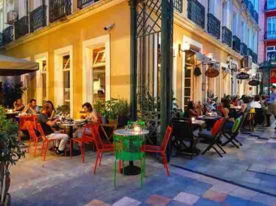 Historical Comfy Flat In Beyoglu Tophane, Galata *