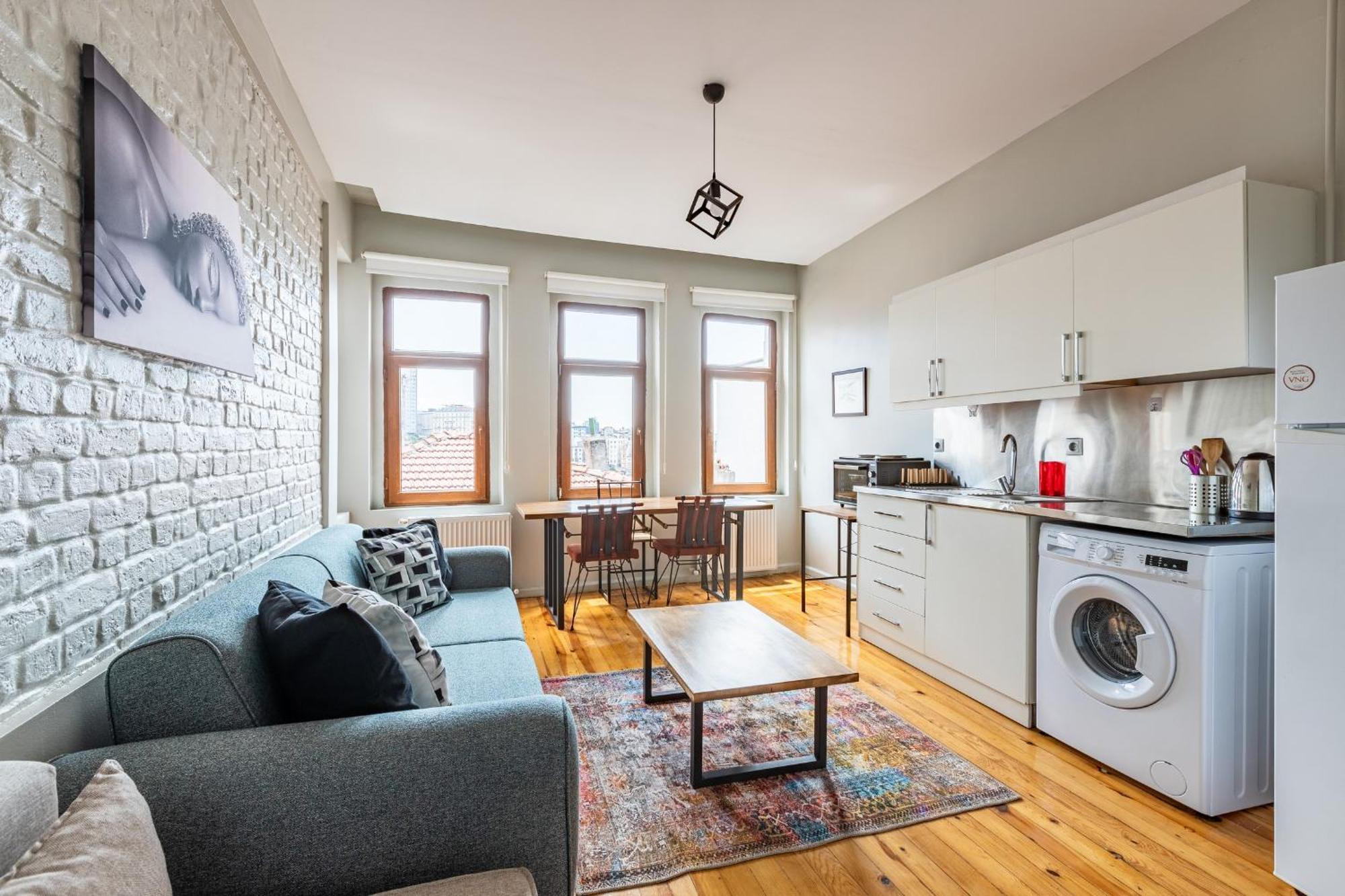 Pin Exclusive 1 Bd Taksim B4 Istanbul