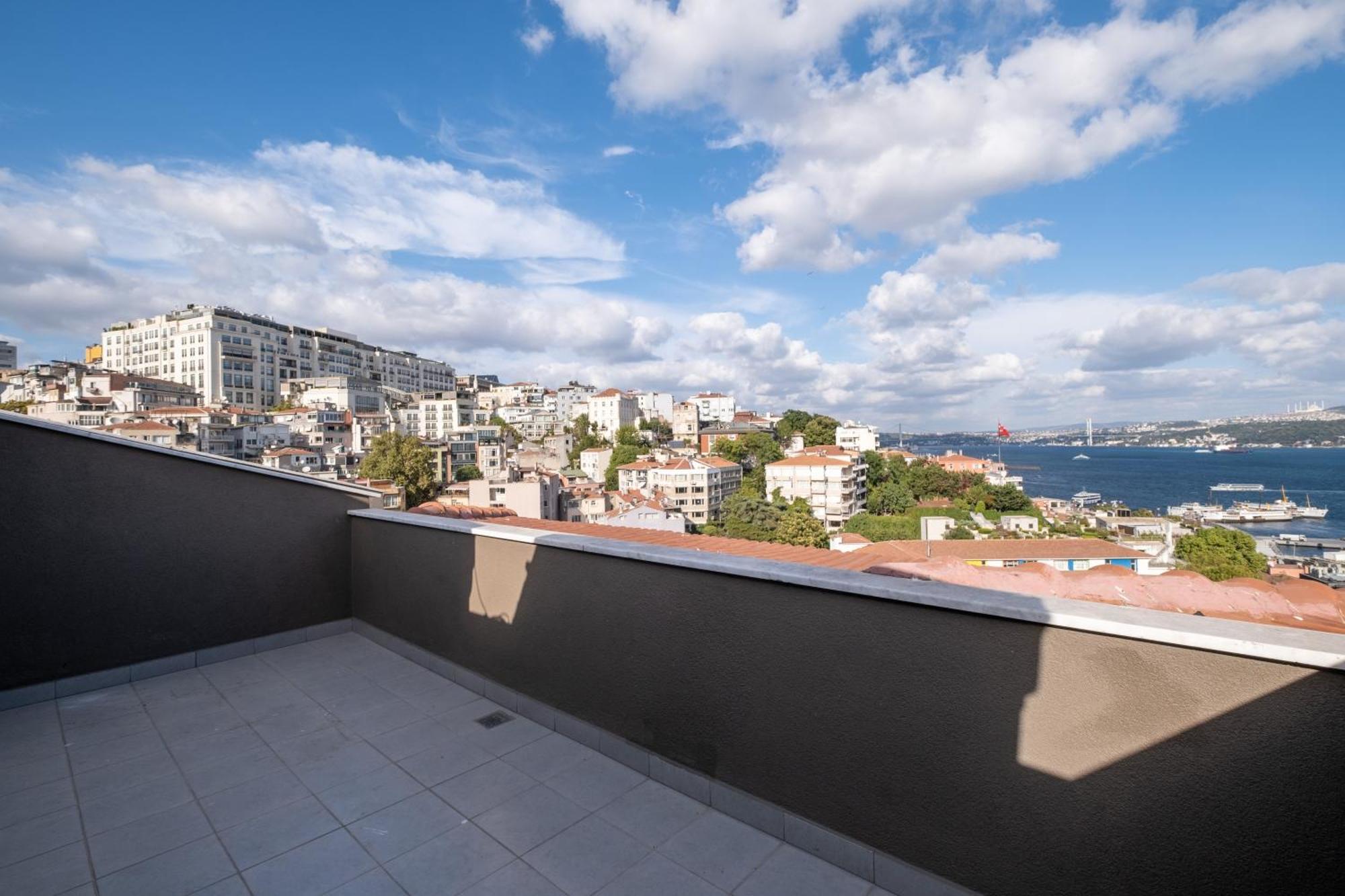 Bosphorus Bliss - Stunning 6br Dublex Penthouse