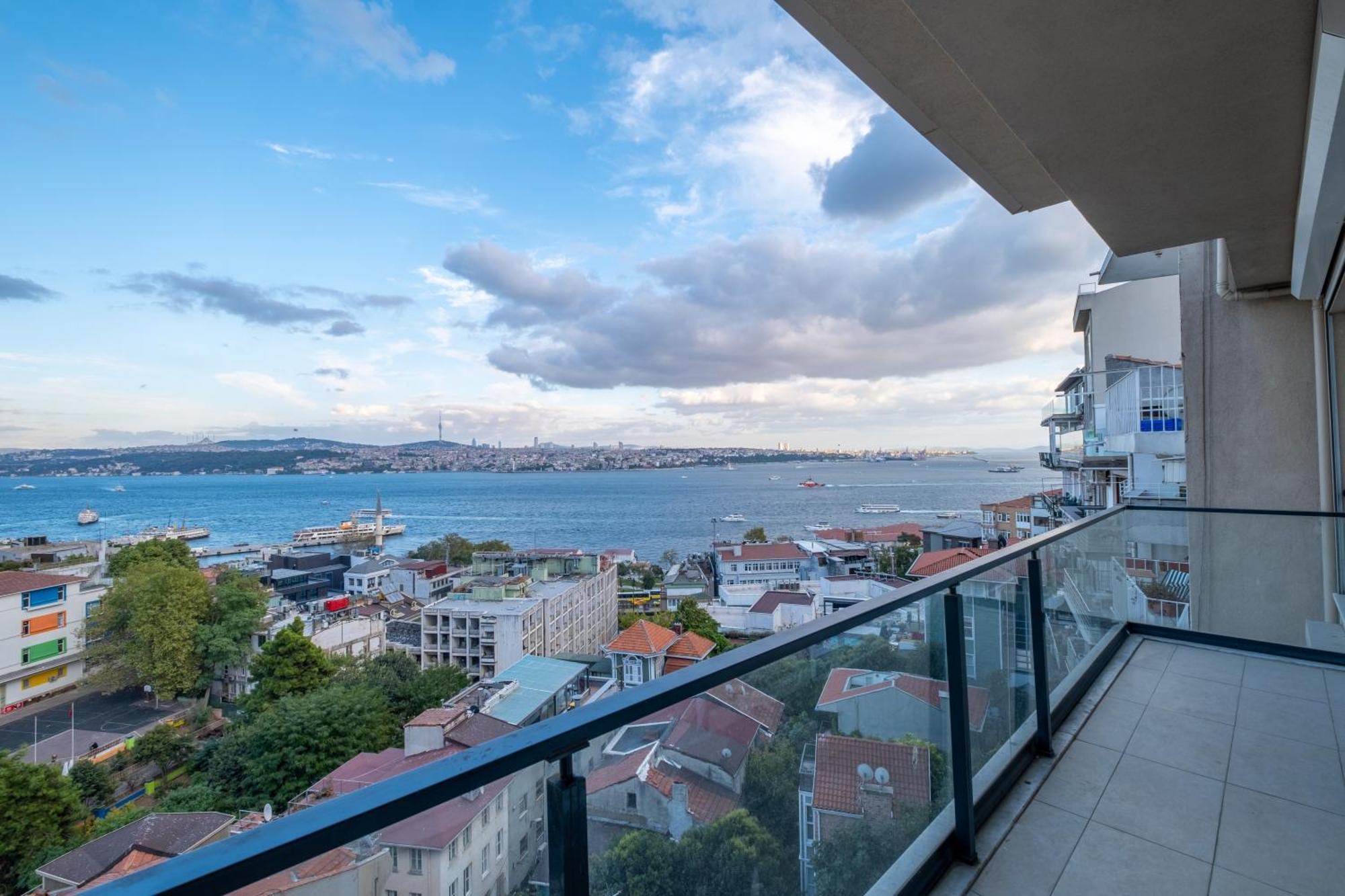 Bosphorus Bliss - Stunning 6br Dublex Penthouse Apartment *