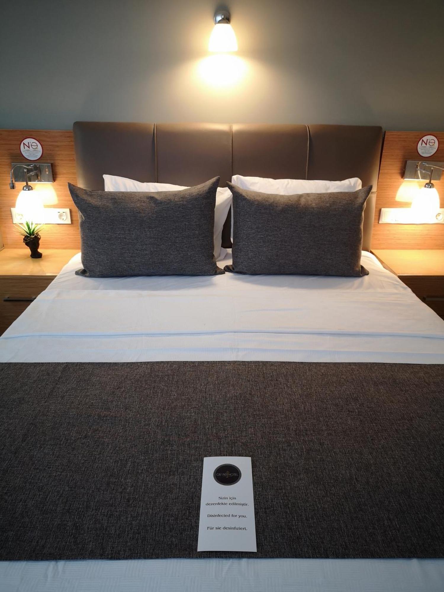 Grand Park Center 3*