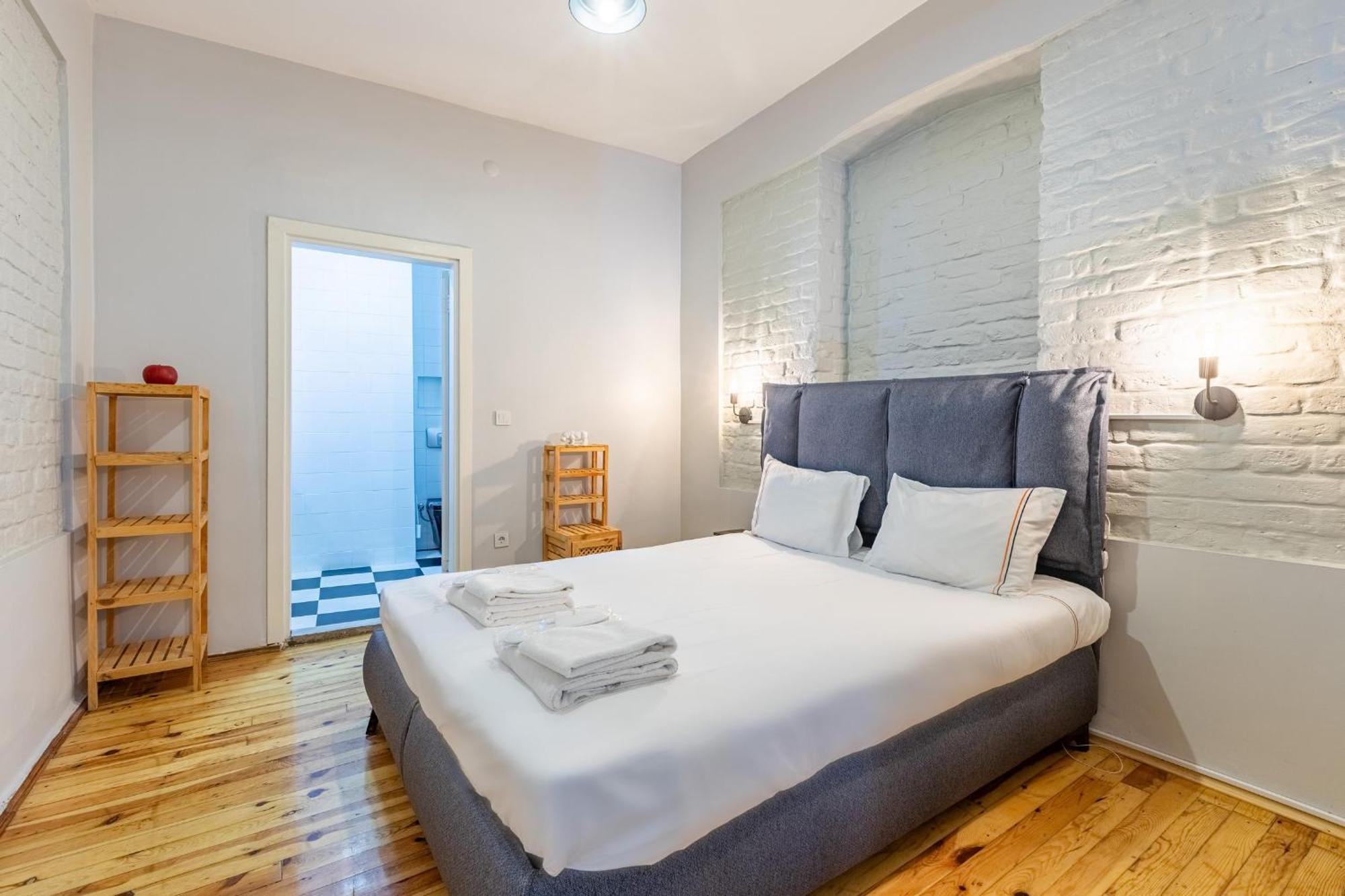 1 Bd Chic Garden Flat In Taksim Apartment *