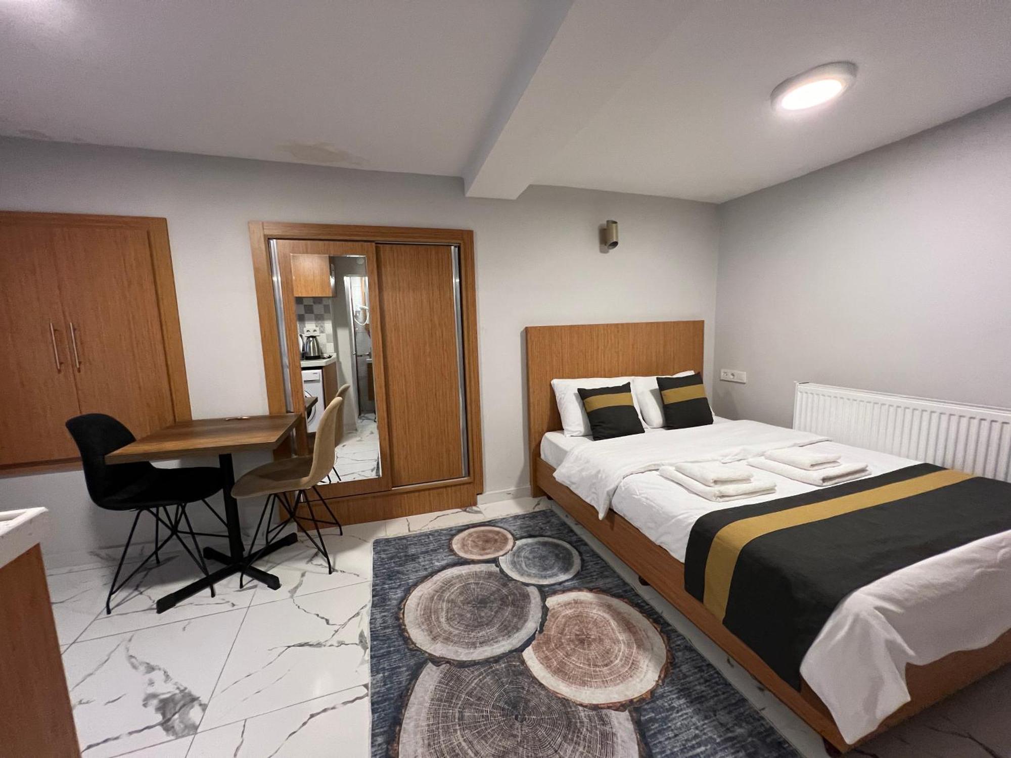 Apartment Chic Unit At Heart #102 *