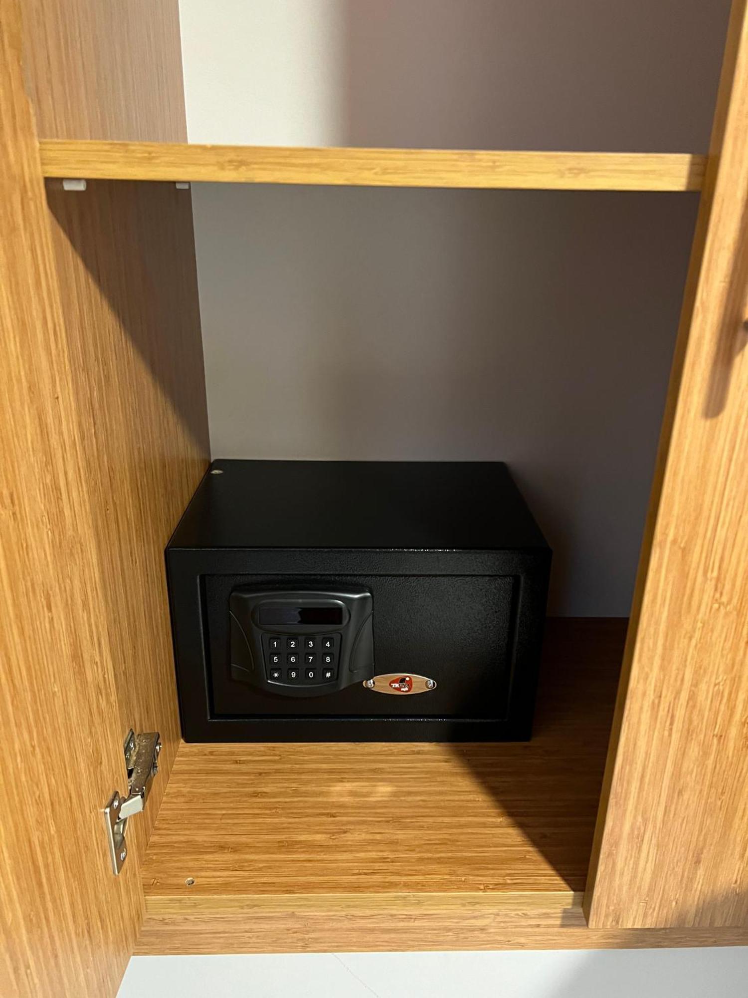 Apartment Chic Unit At Heart #102