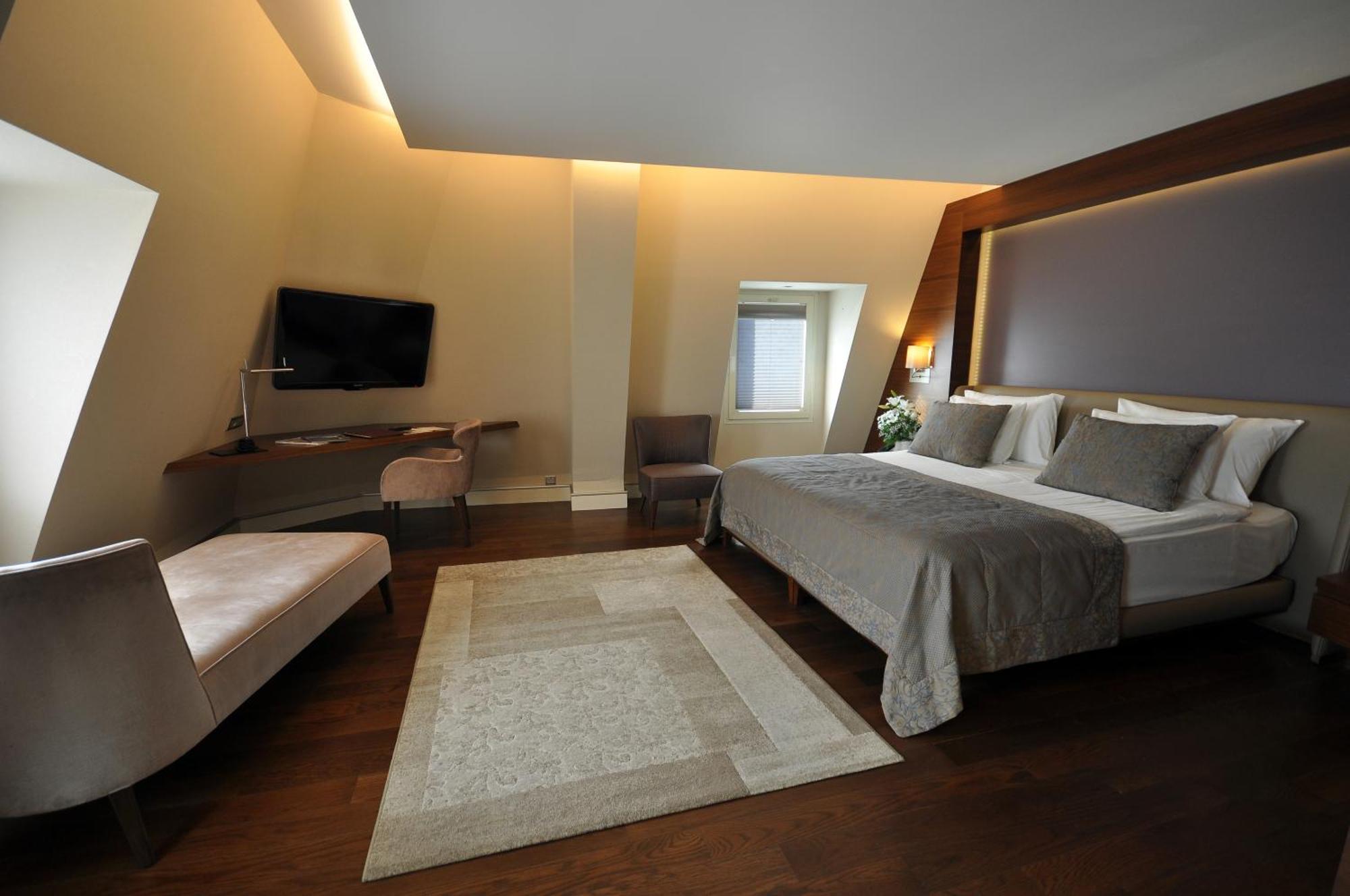 Levni & - Special Category Hotel