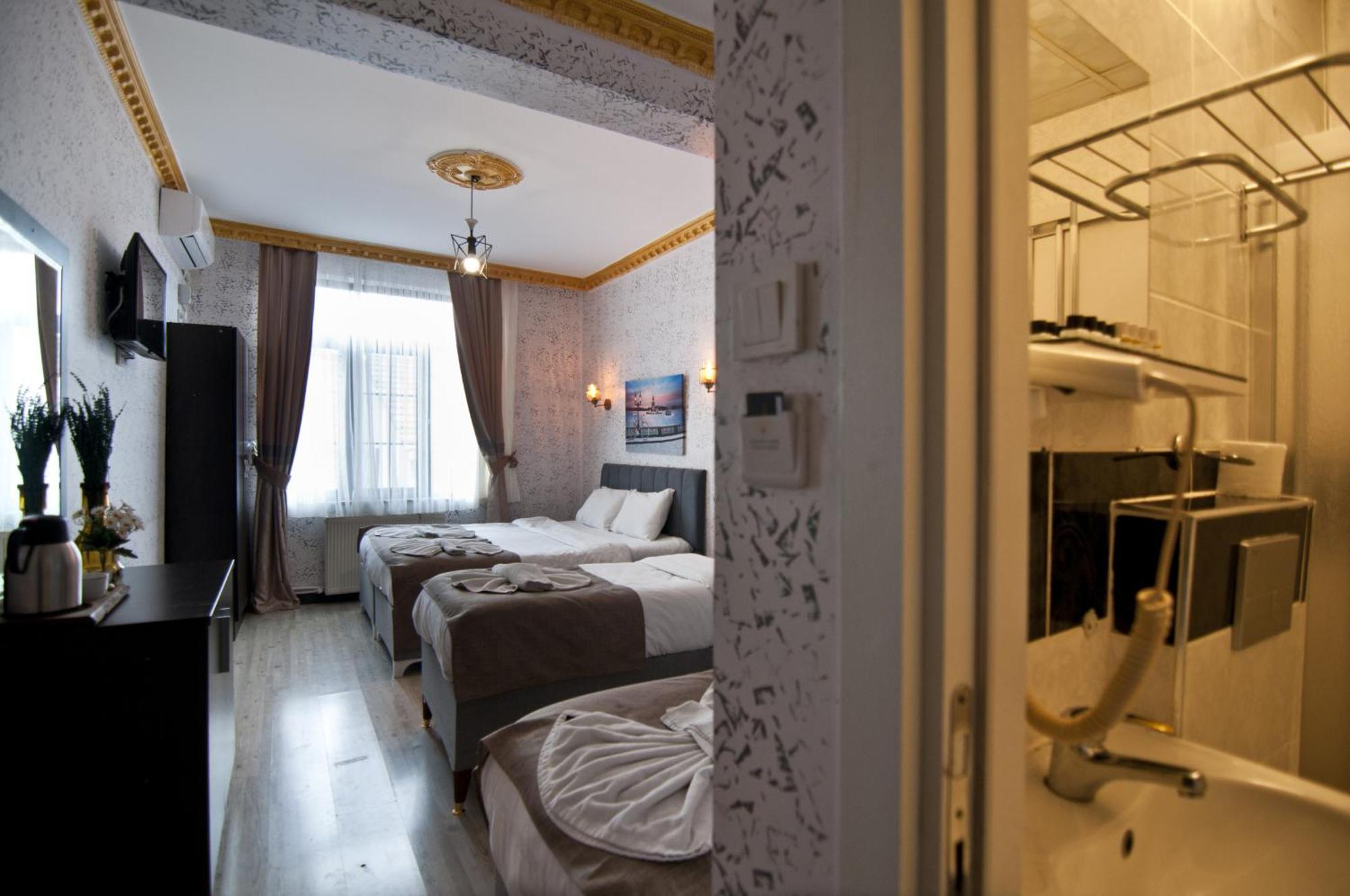 Golden Horn Park 3*