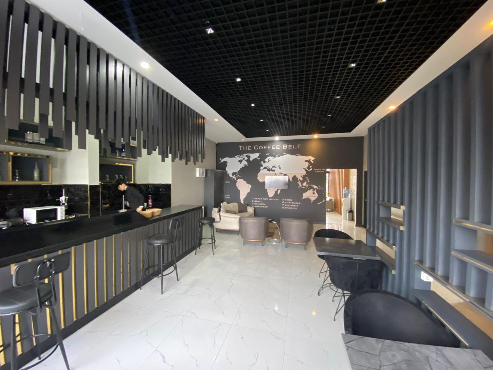 Continental Airport 3*