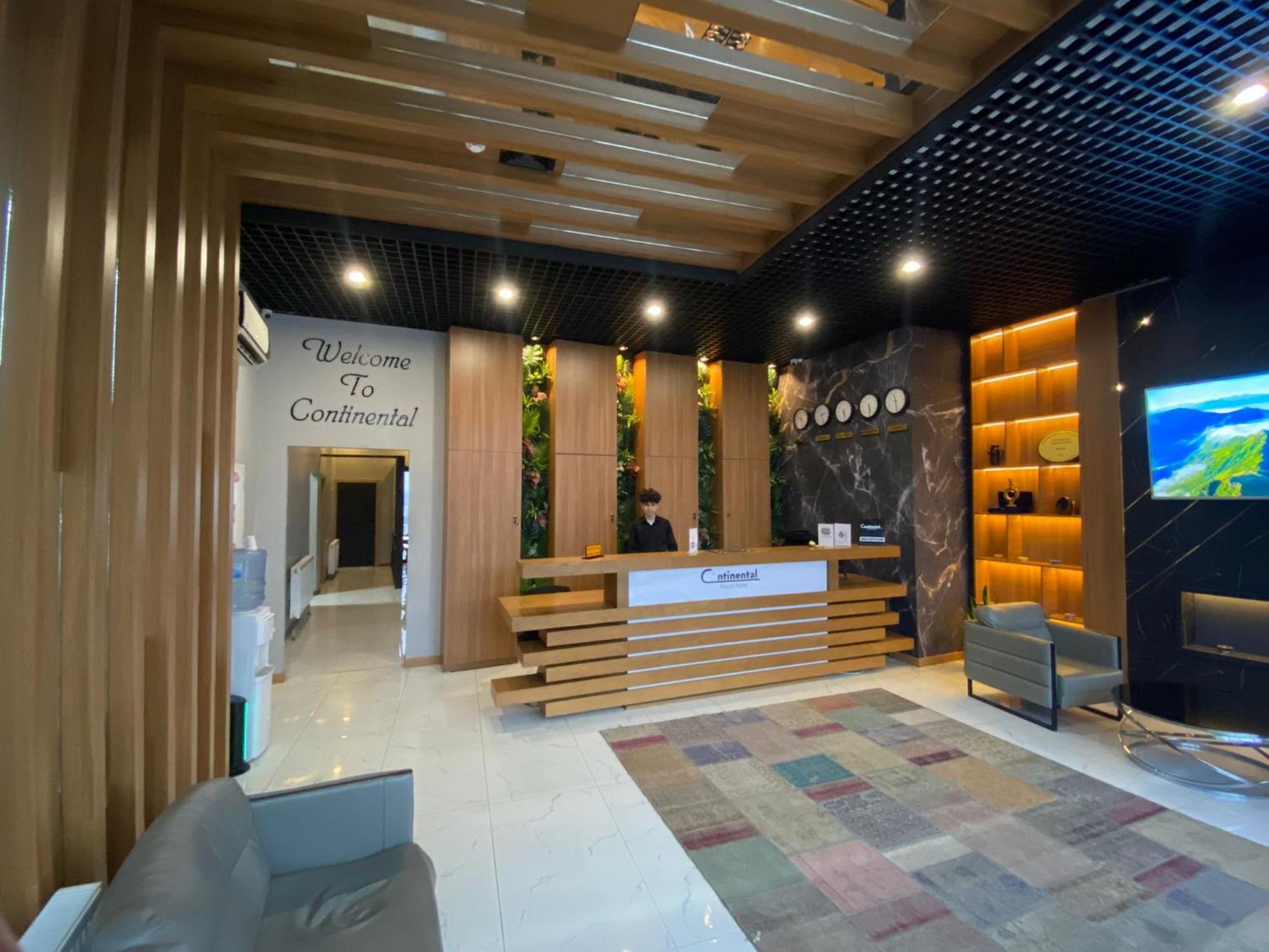 Continental Airport 3*