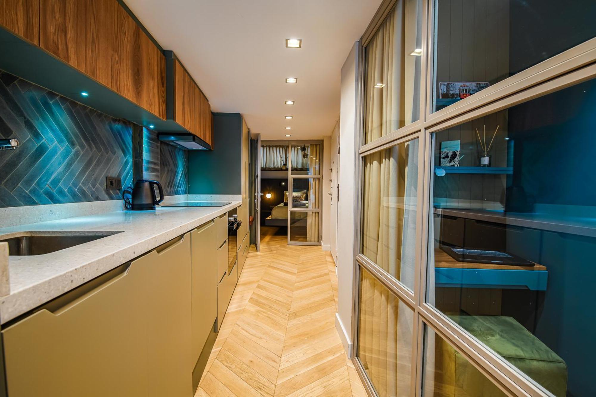 Designer In Art District With Terrace Garden Daire