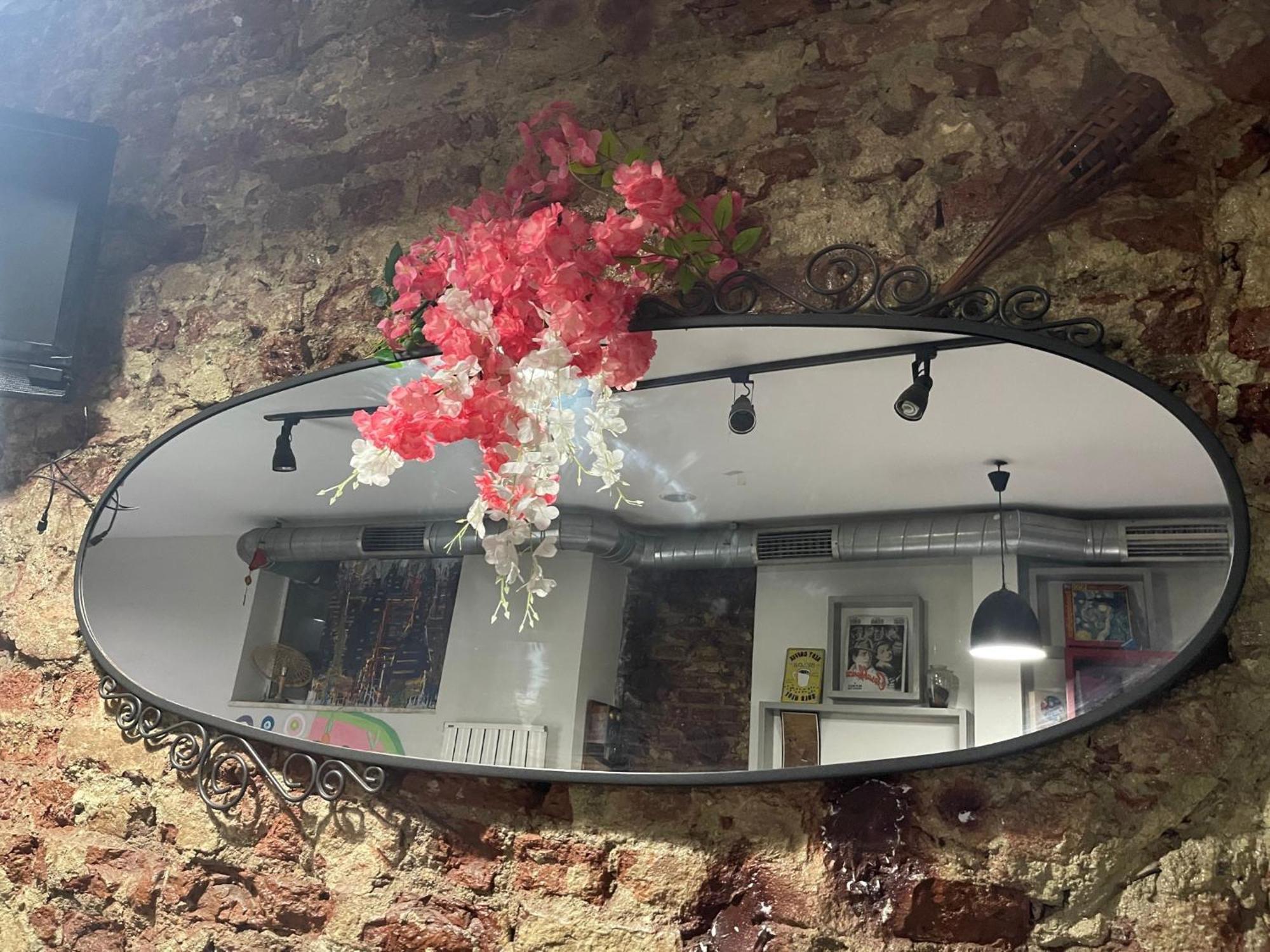 Grand Bella Vista Hostel