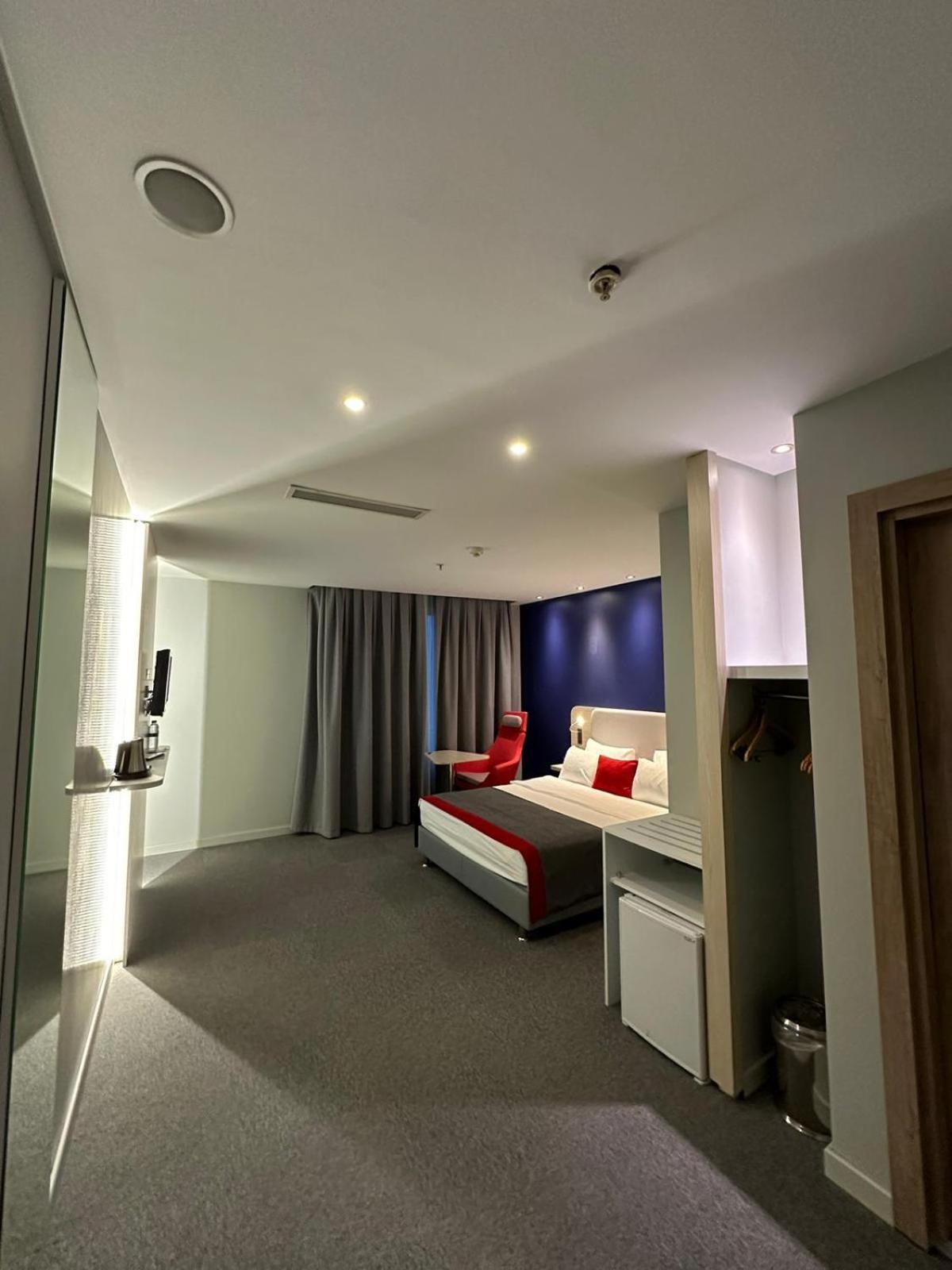Express Istanbul-altunizade By Ihg 3* Istanbul