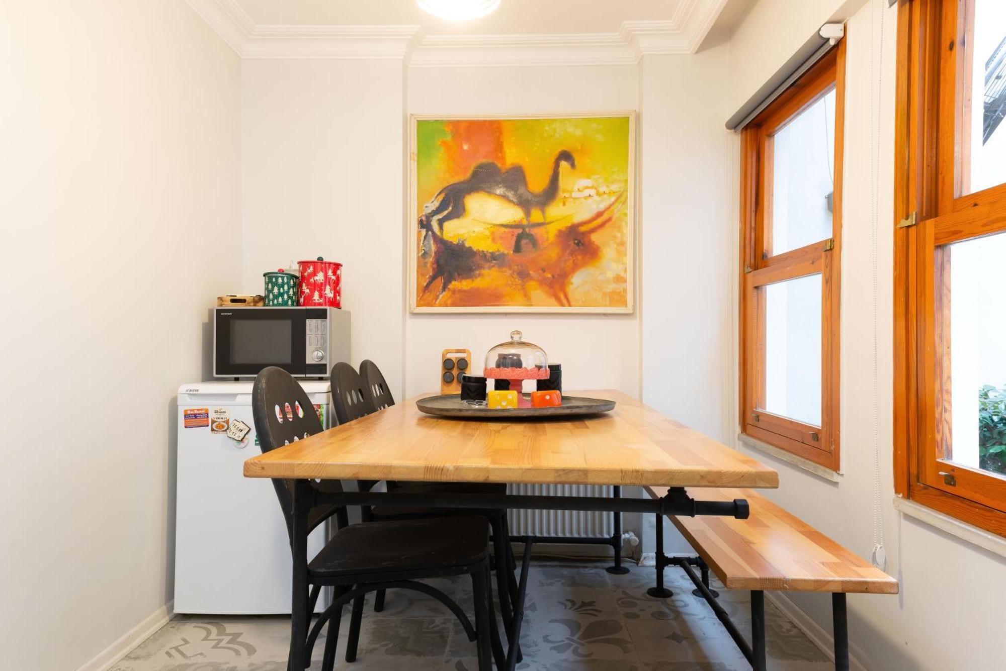 La Gardenia : 4br With Private Garden *