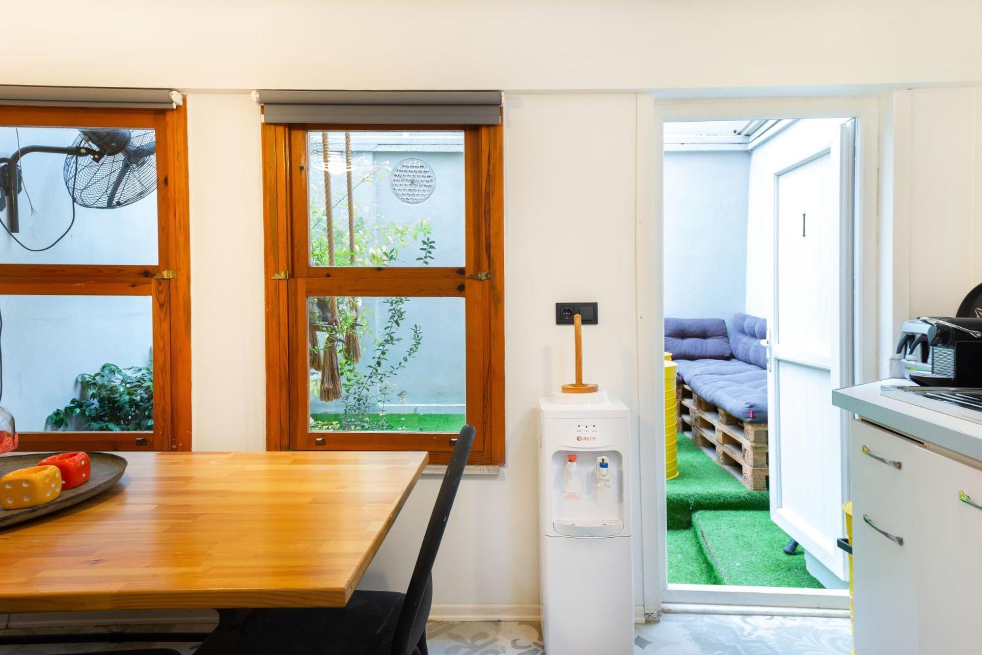 La Gardenia : 4br With Private Garden Villa *