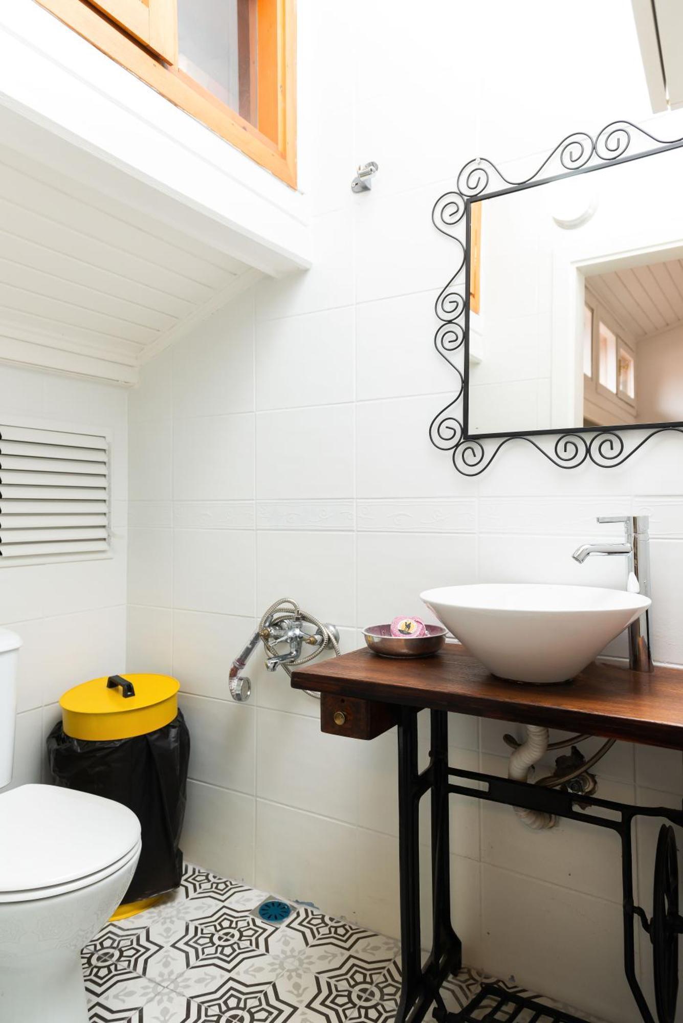 La Gardenia : 4br With Private Garden Villa *