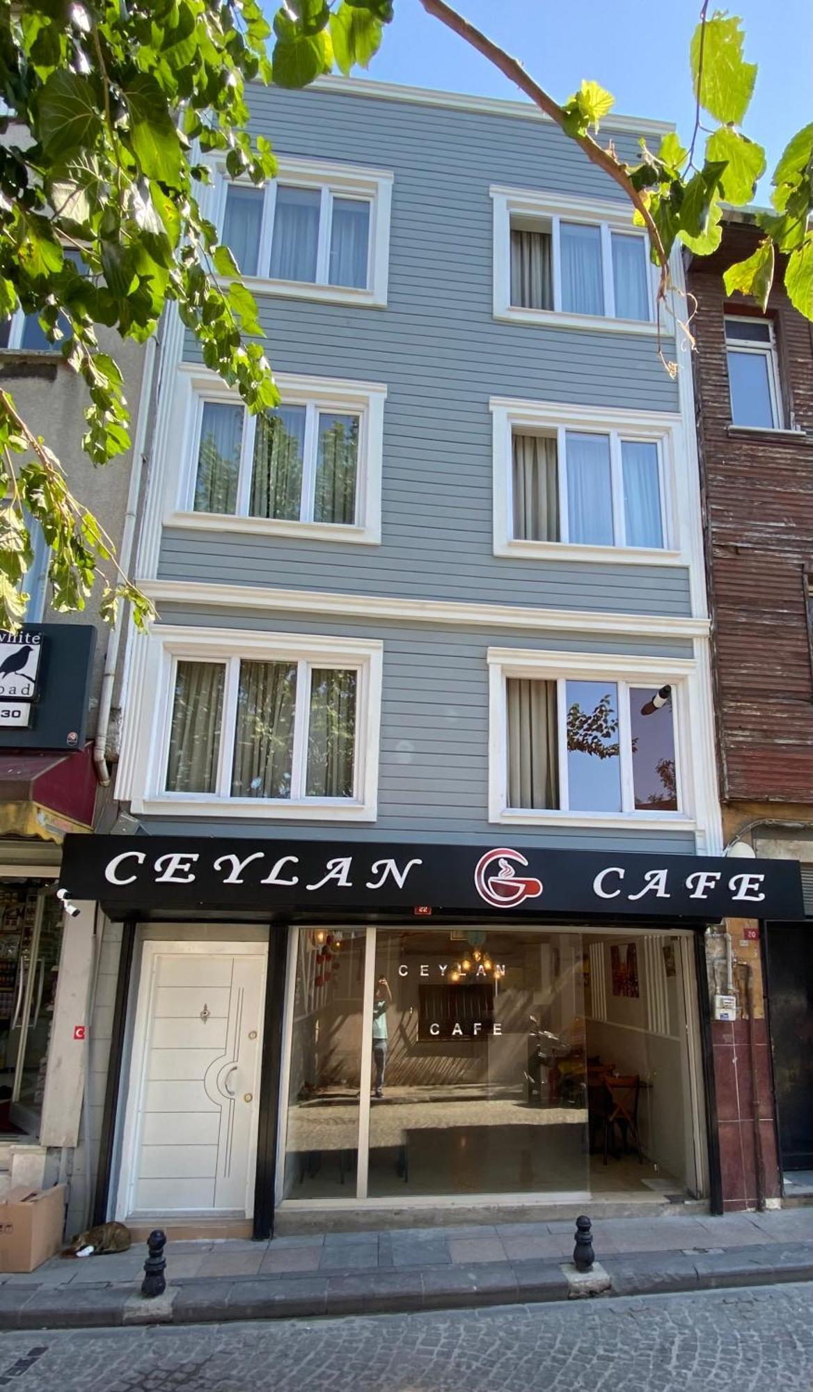 Hotel Ceylan *