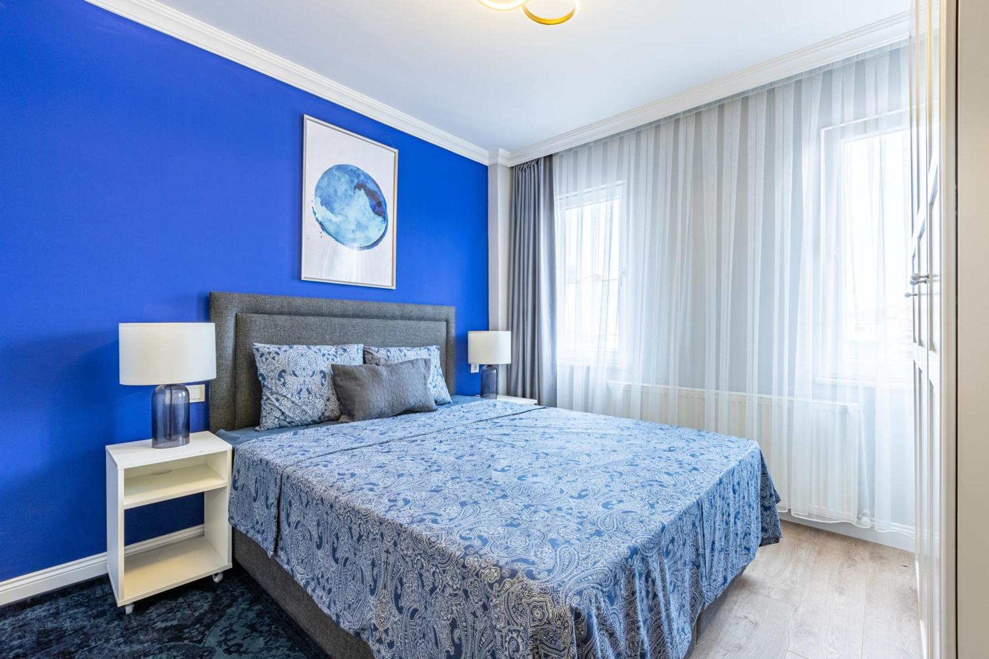 Balat Apartments-orange And Blue Apartment *