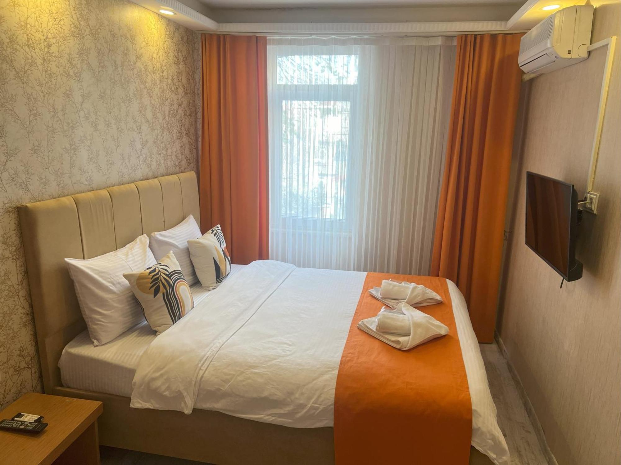 Aparthotel Aura