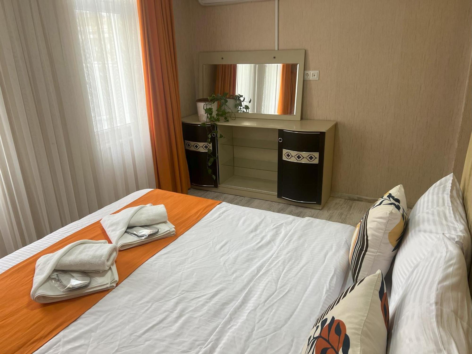 Aura Aparthotel
