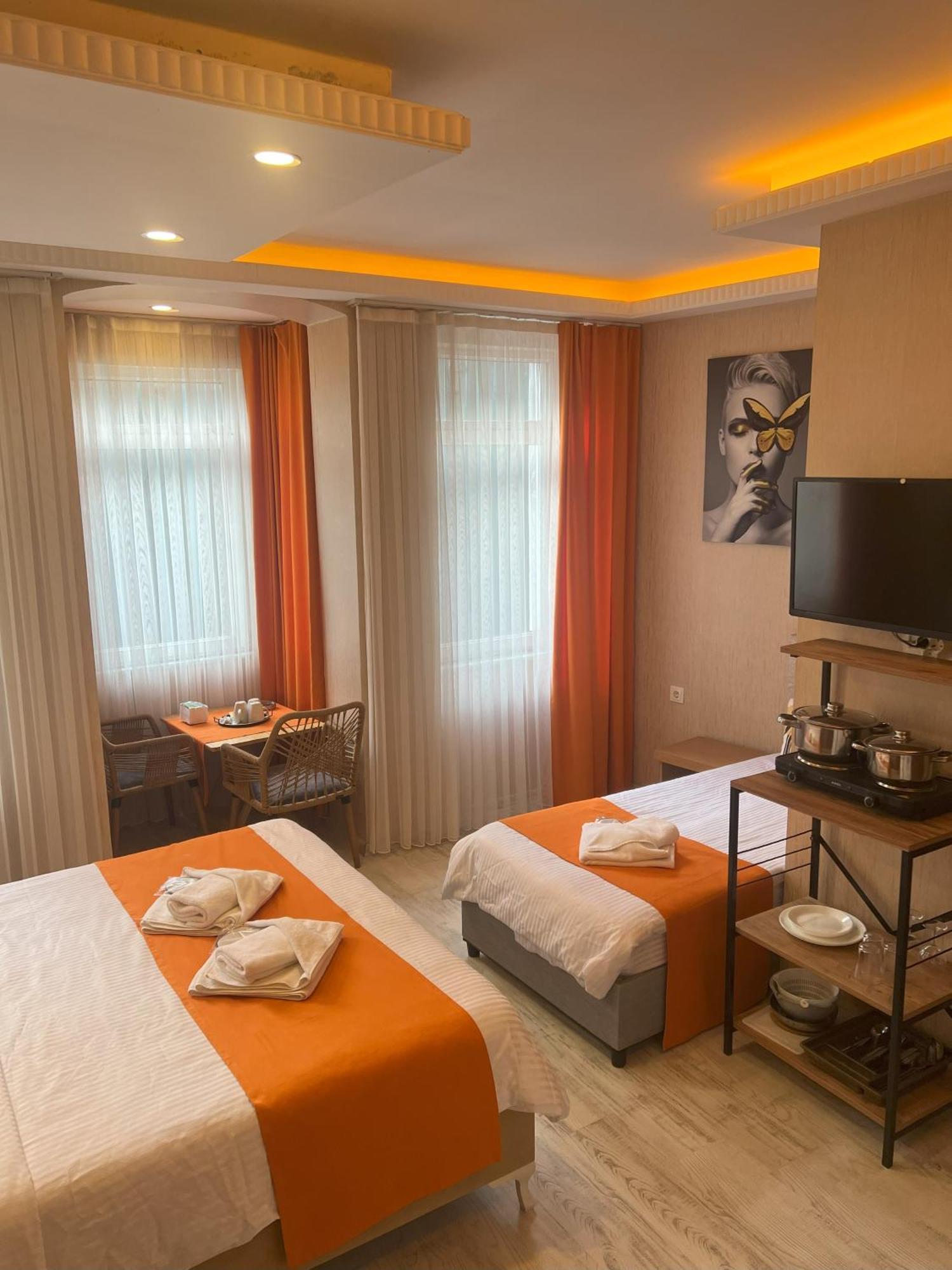 Aparthotel Aura