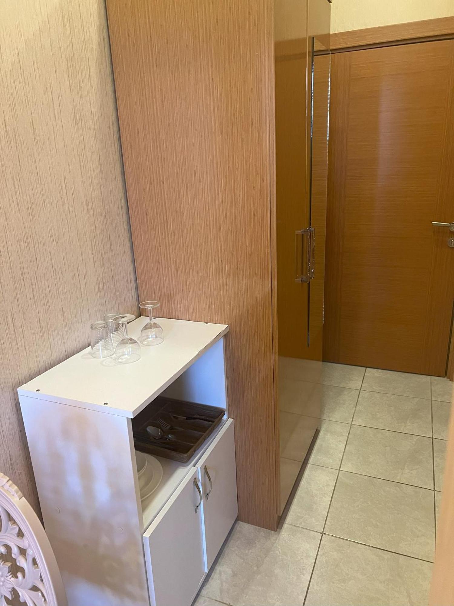 Aura Aparthotel