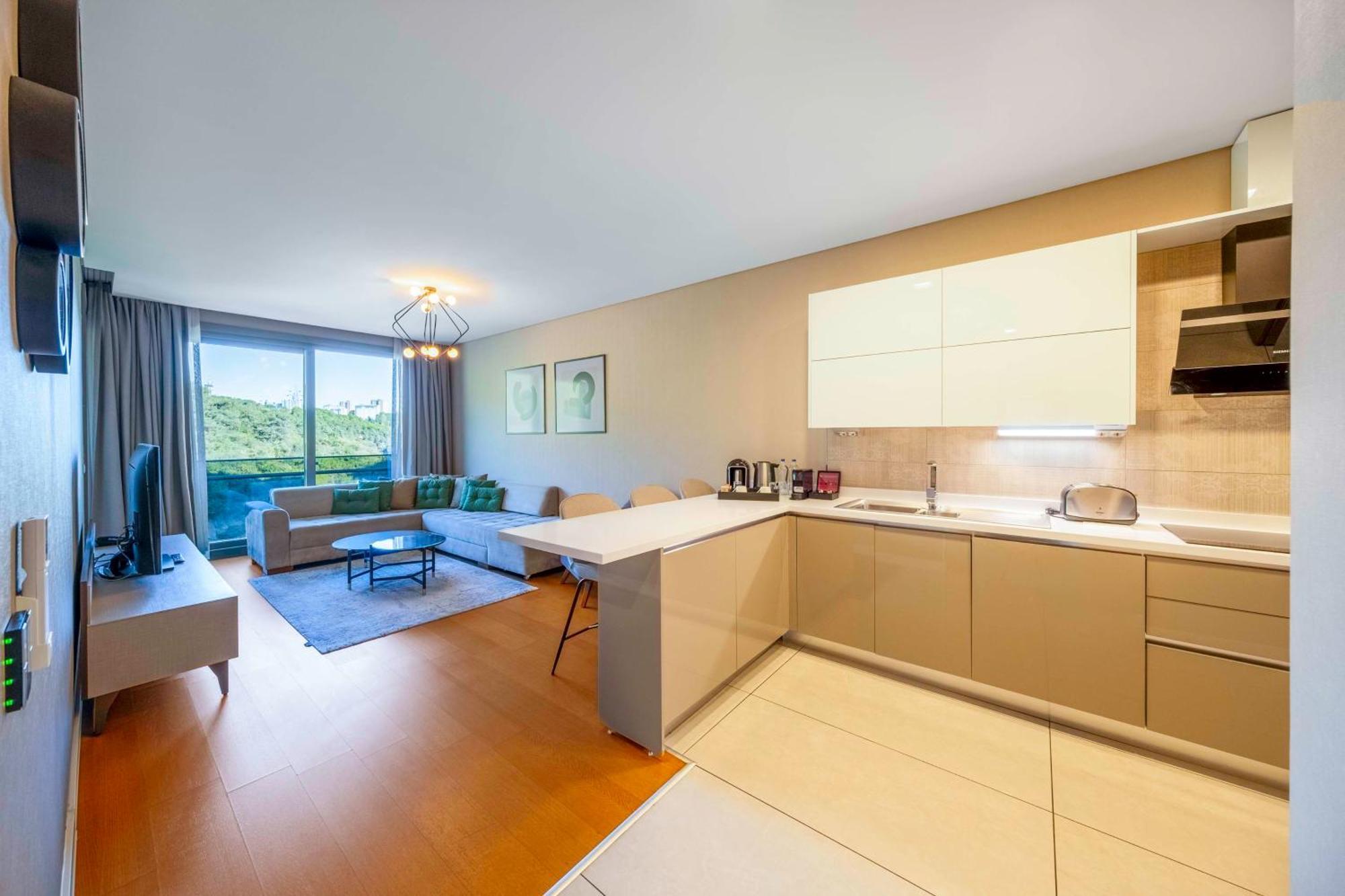 Radisson Residences Vadistanbul Hotel