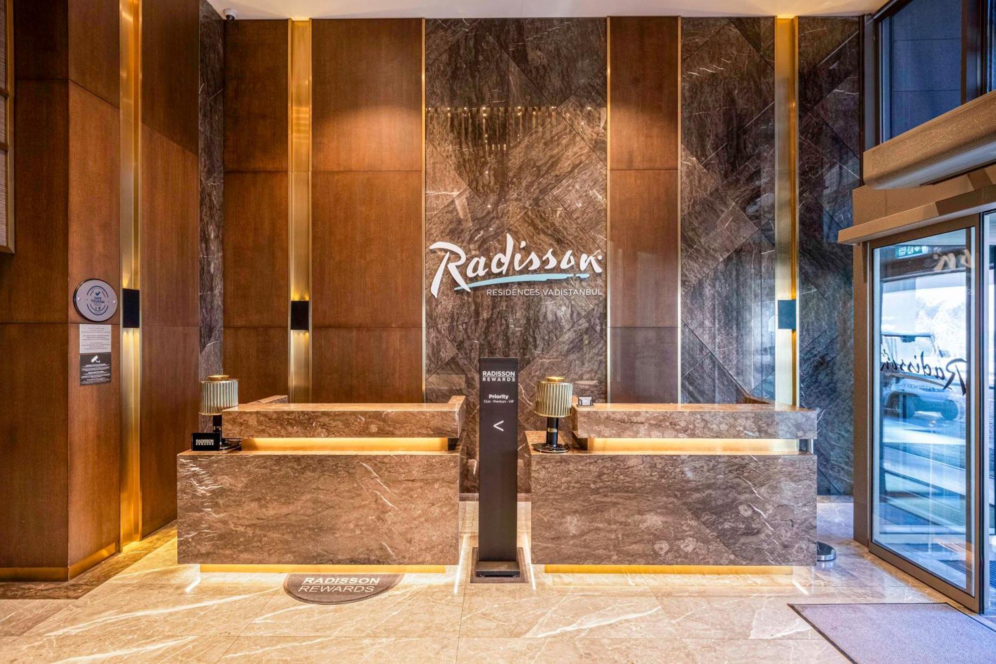 Radisson Residences Vadistanbul 4*