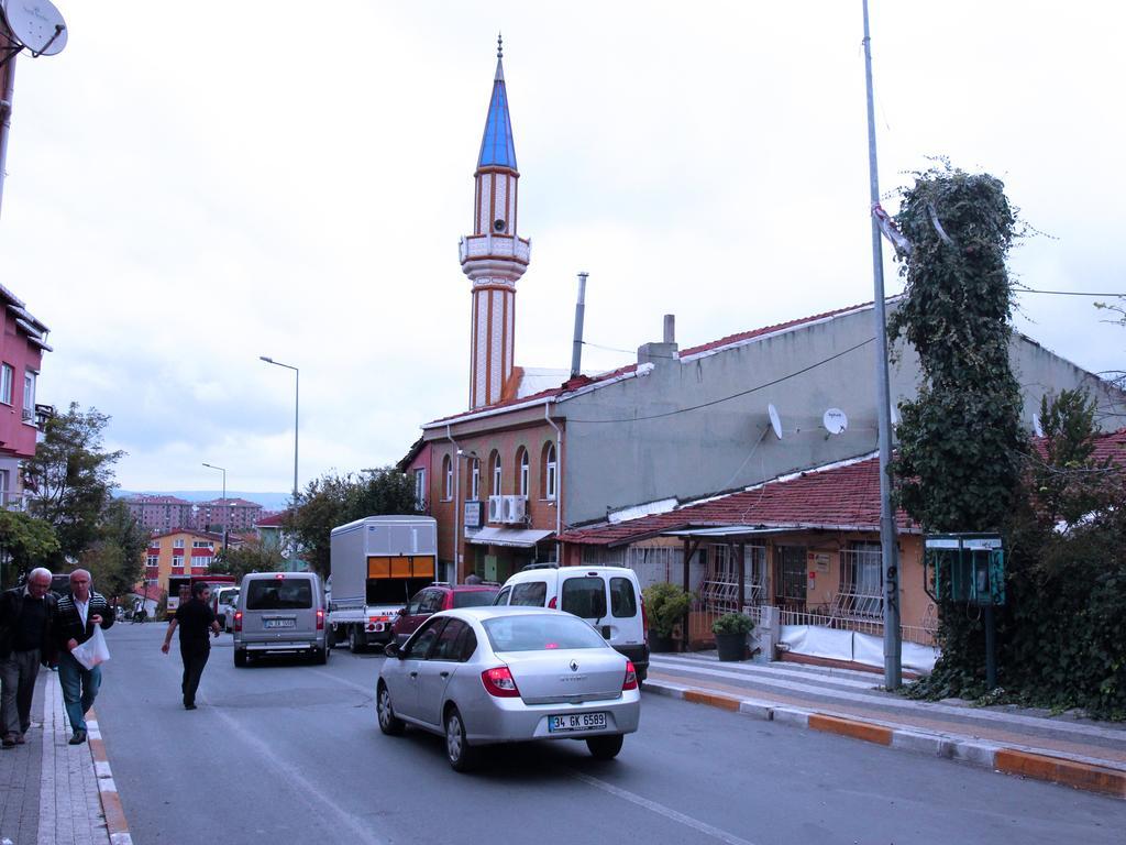 Rengarenk & Hostel Istanbul