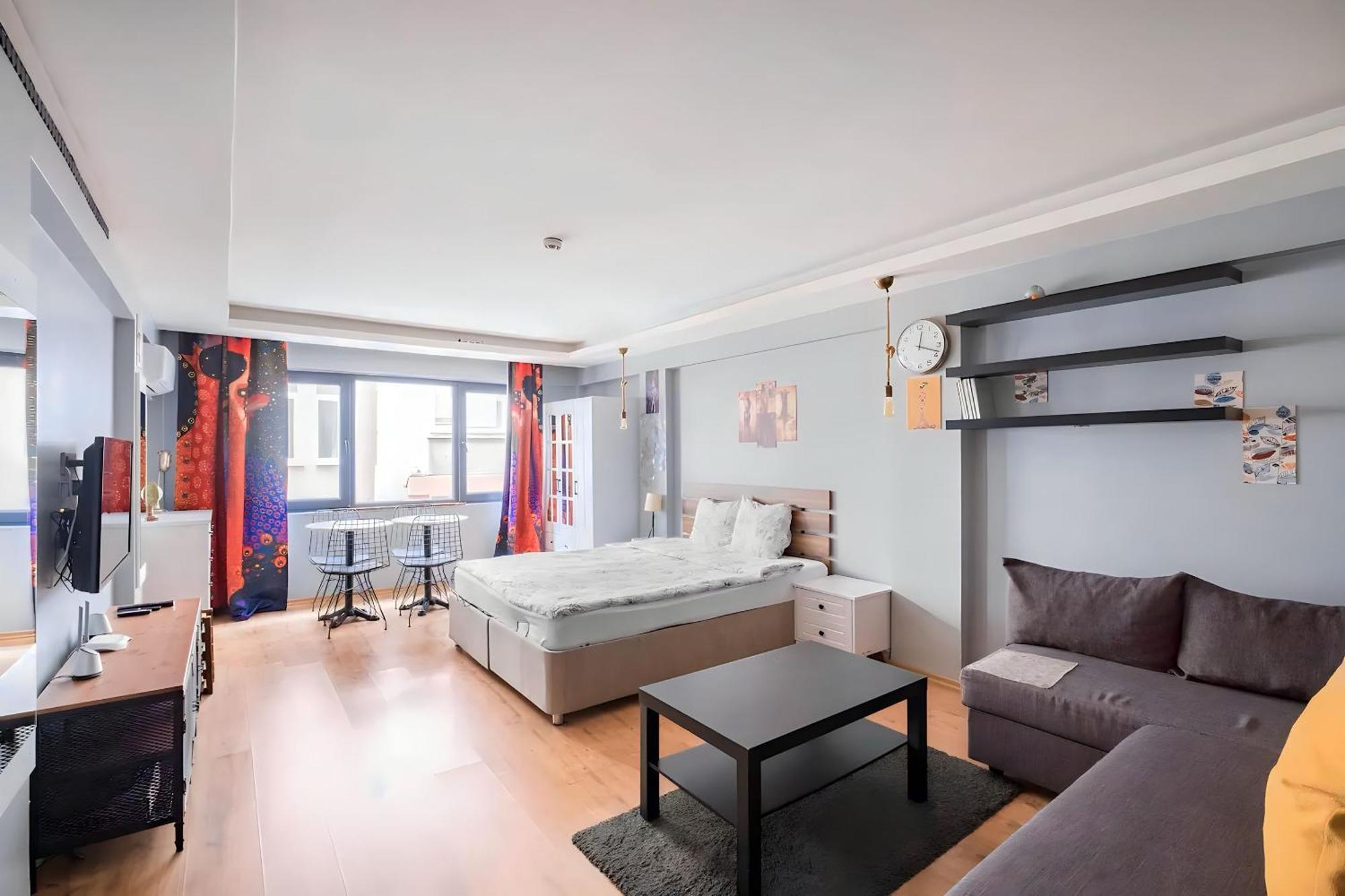 Handmade Apartment