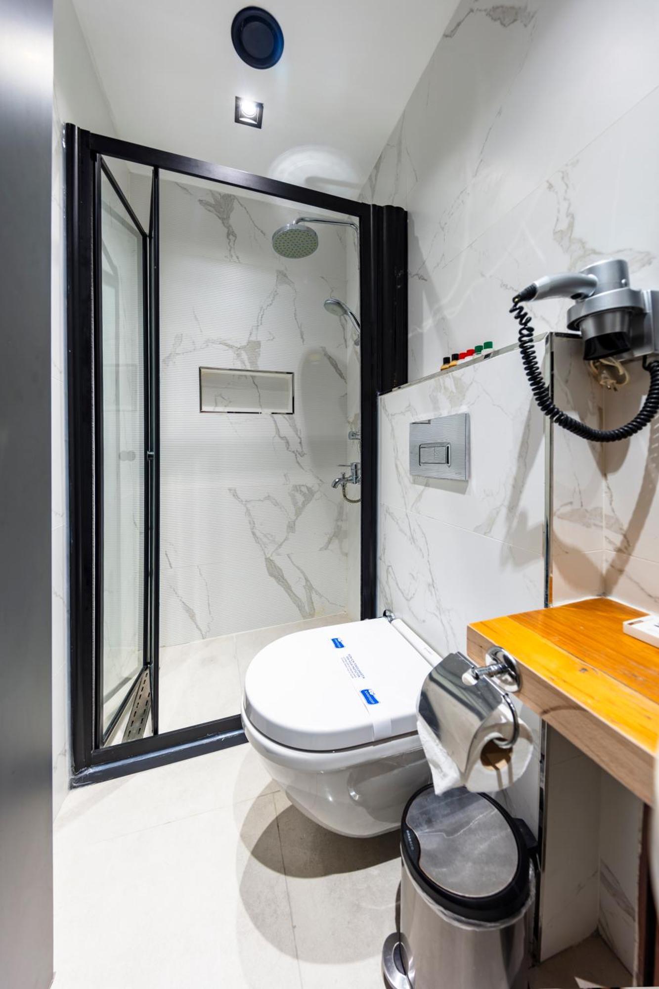 Hotel Taksim Avenue 4*