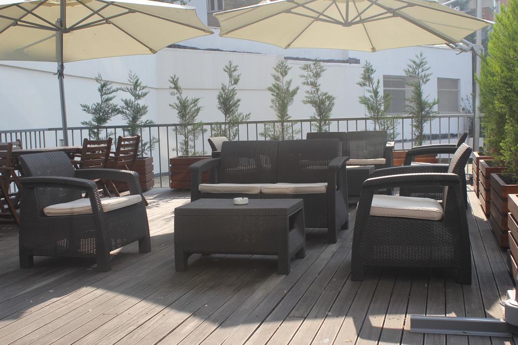 Nish & Hotel 3*