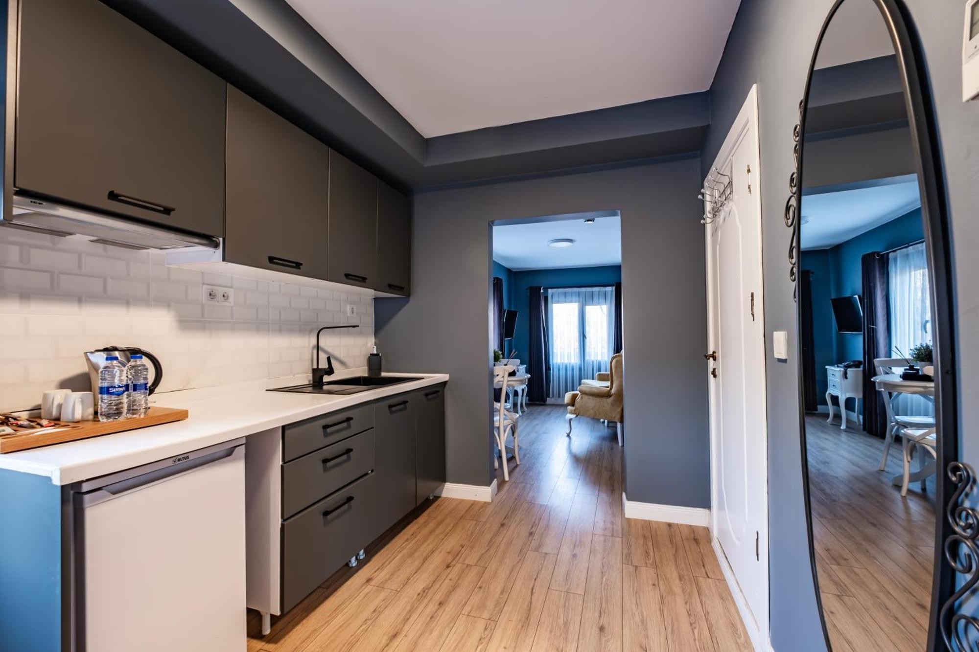 Selvese Suites, Serviced Living In Galata