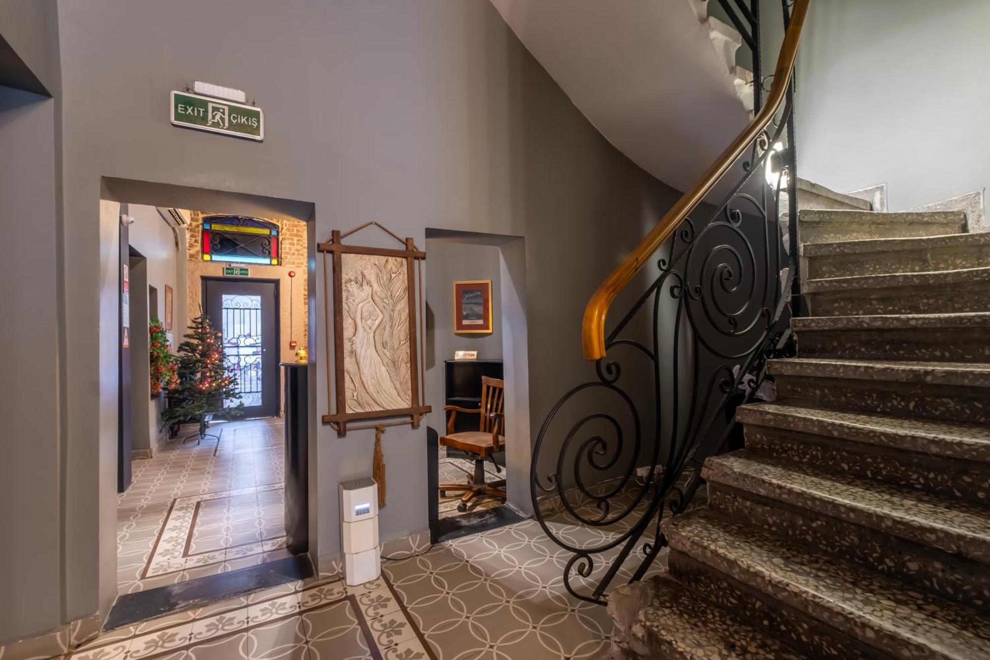 Hotel Selvese Collection Hotel Galata 1875 2*