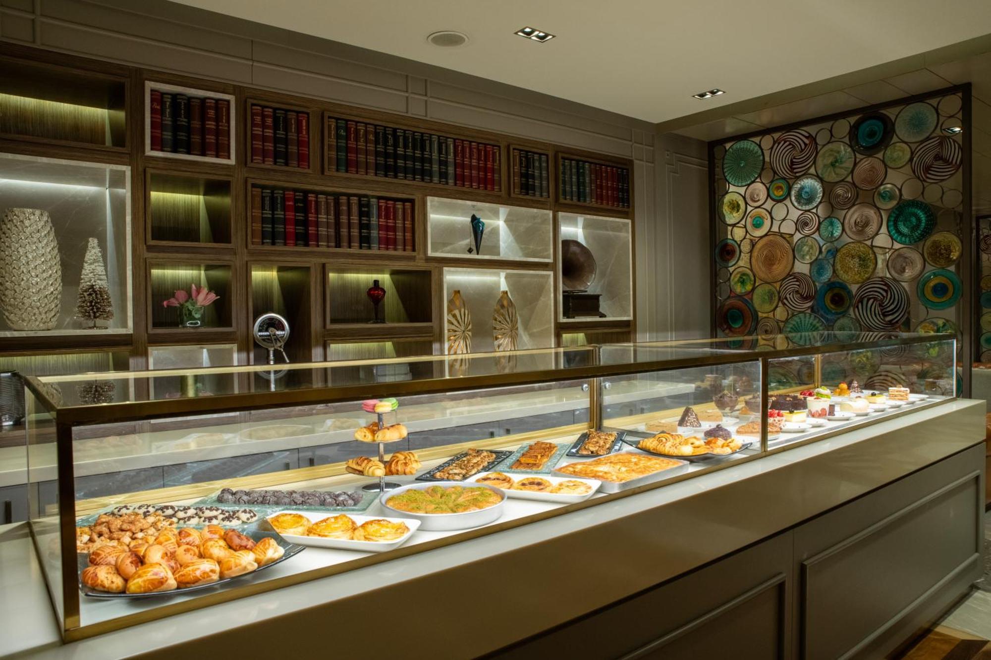 Hotel Windsor & Convention Center 5*