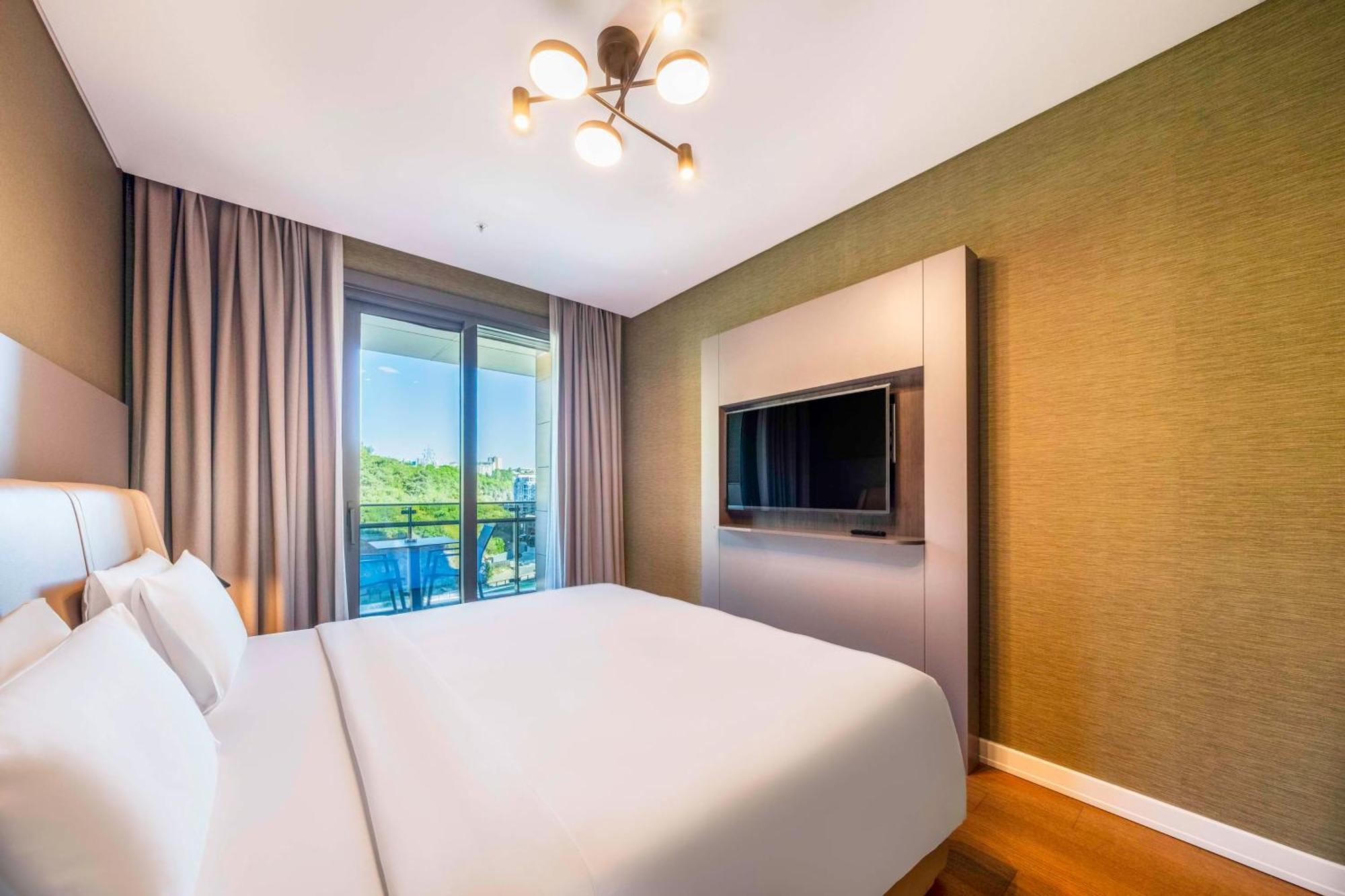 Radisson Residences Vadistanbul Hotel 4*