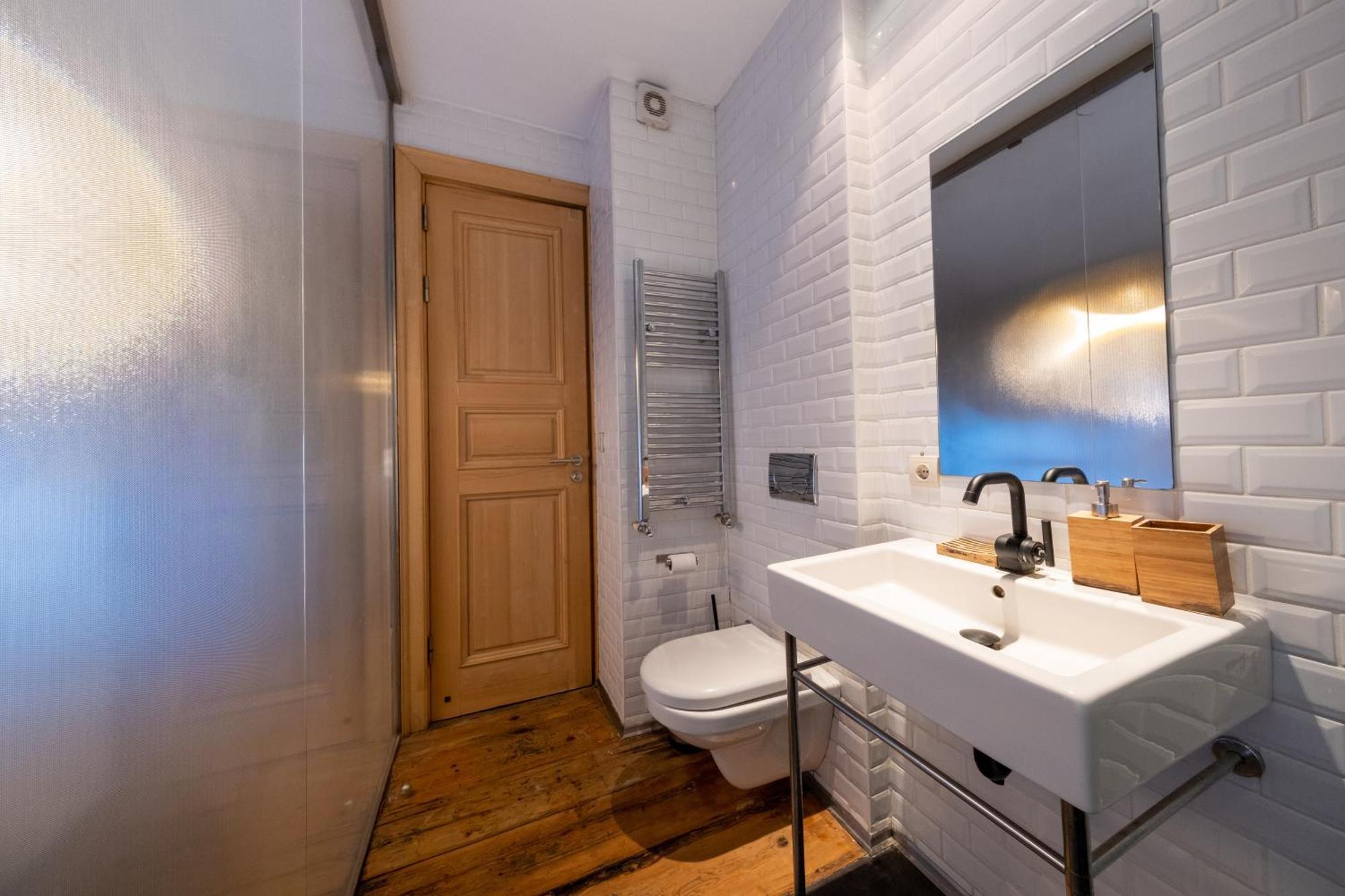The Riviera Loft : Lovely 1br W/ Stunning Terrace Apartment Istanbul